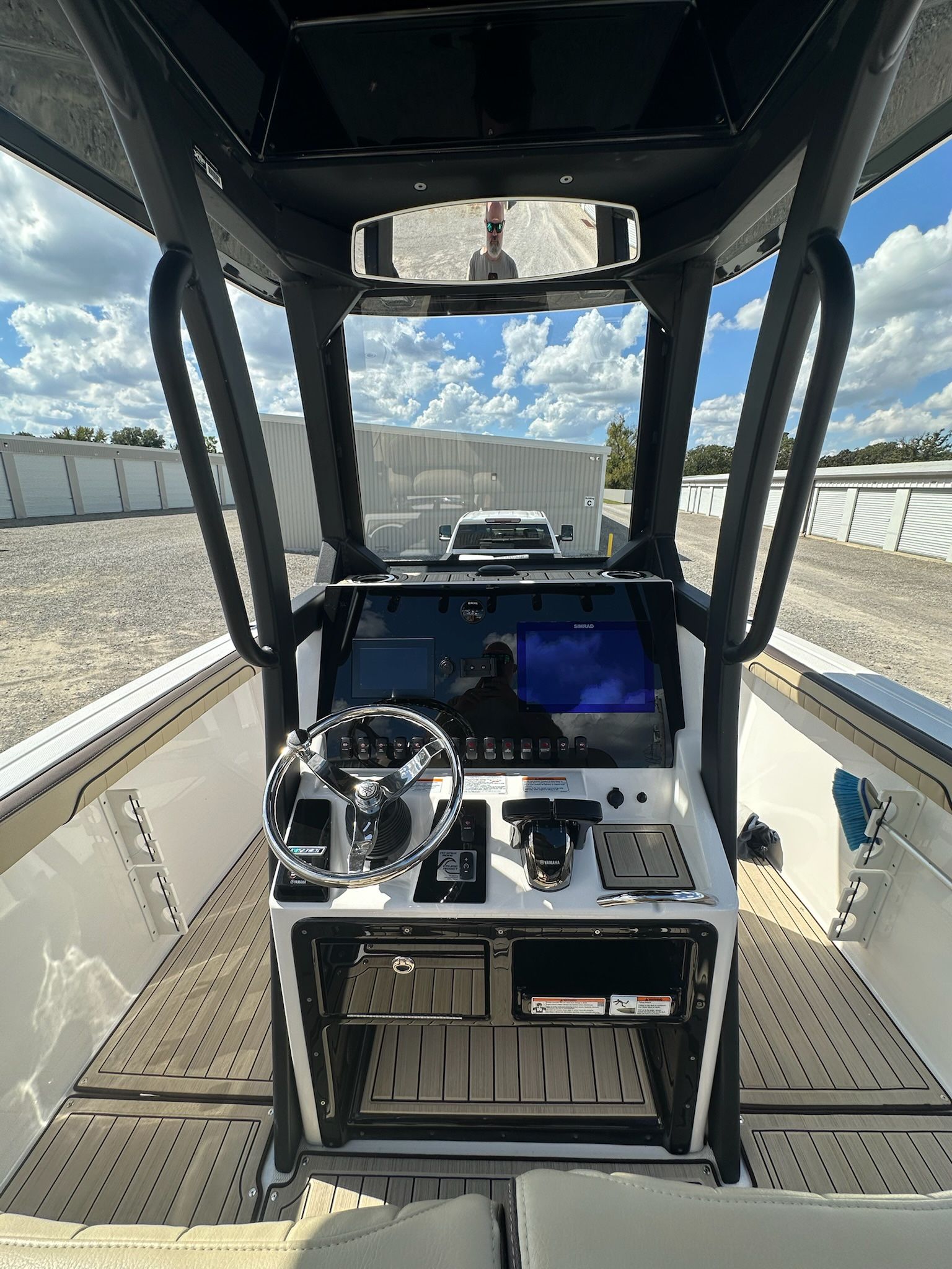 2023 Yamaha Boats 255 FSH Sport E - 7