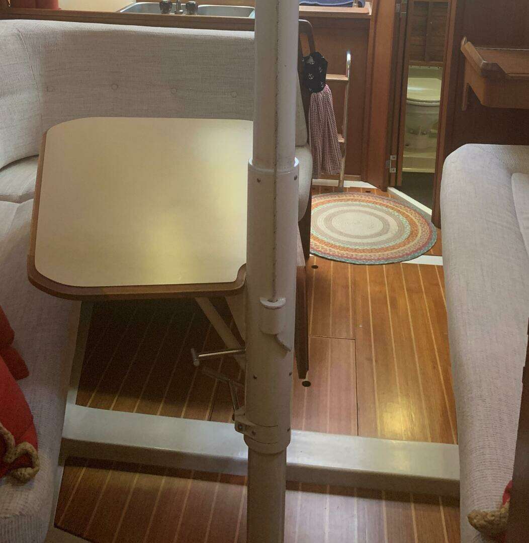 1991 Hunter 30 T - Image 31