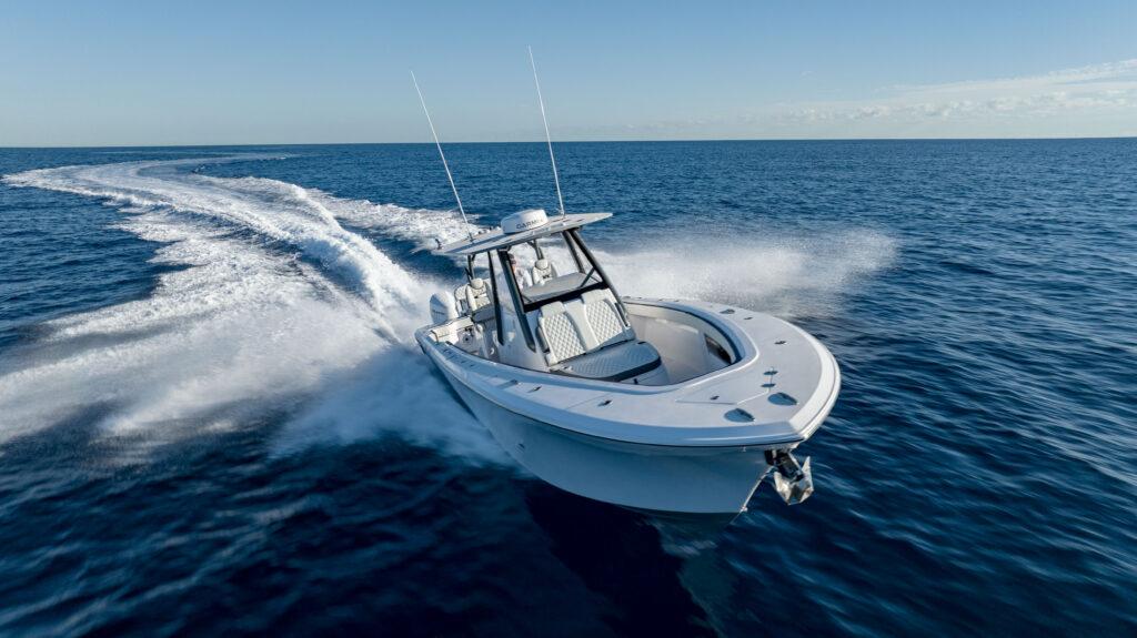 2026 Front Runner 36 Center Console