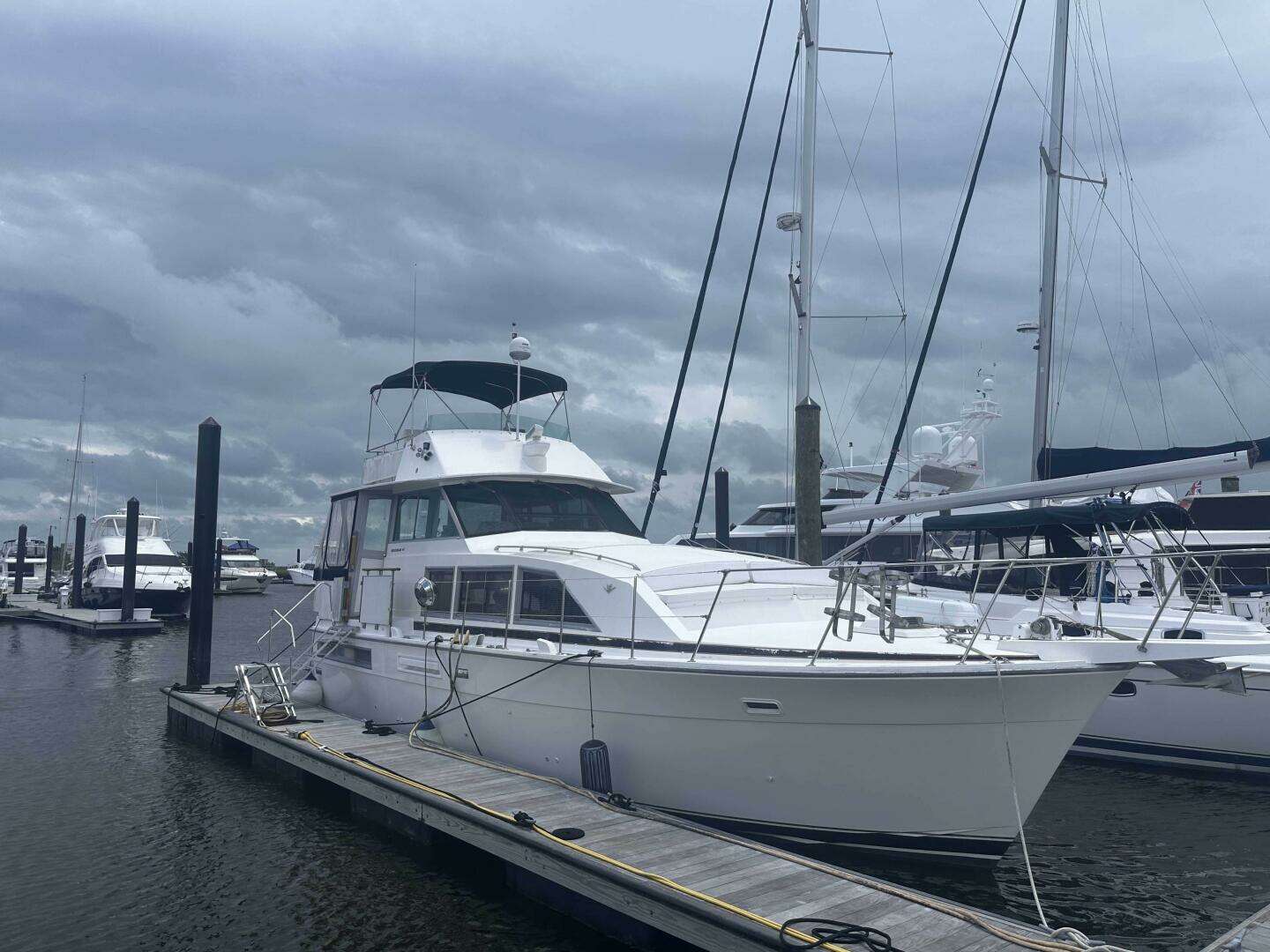 1987 Bertram — - Image 2