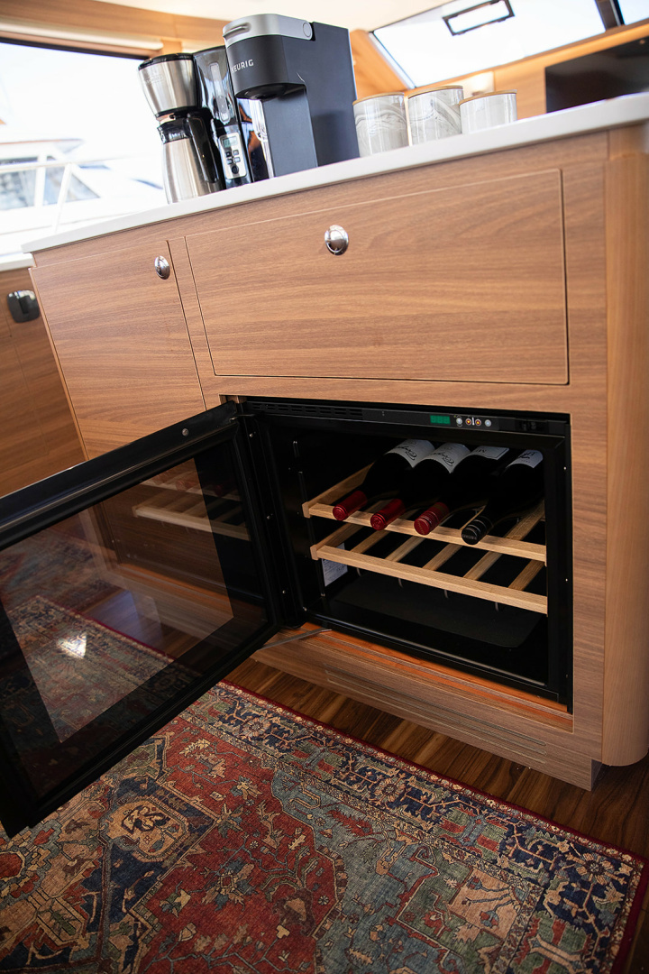 2024 Aquila 54 Yacht - Image 38