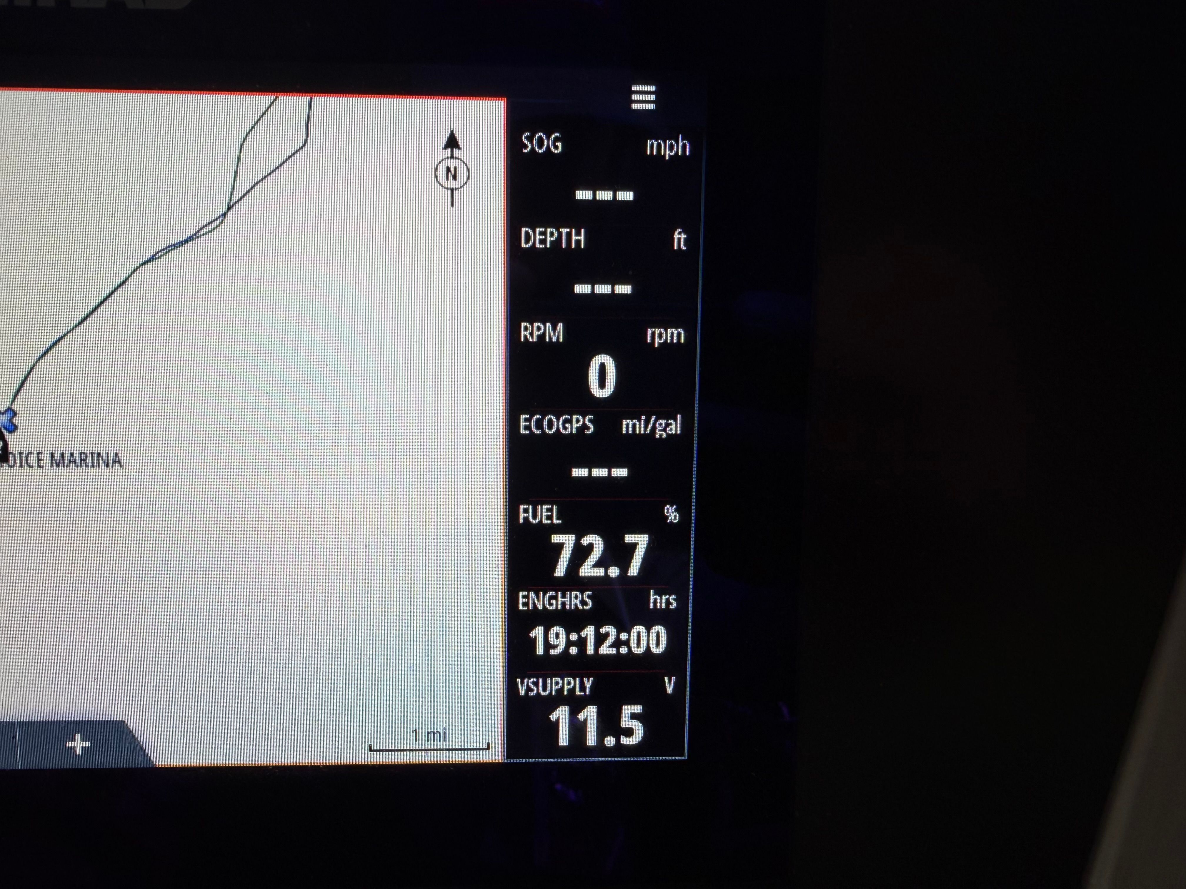 2025 CHAPARRAL 23 SSI OB - Image 14