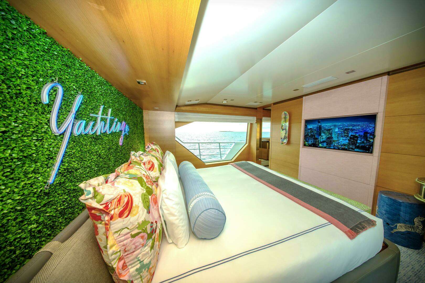 2015 Benetti Benetti Tradition Supreme 108 - Image 8