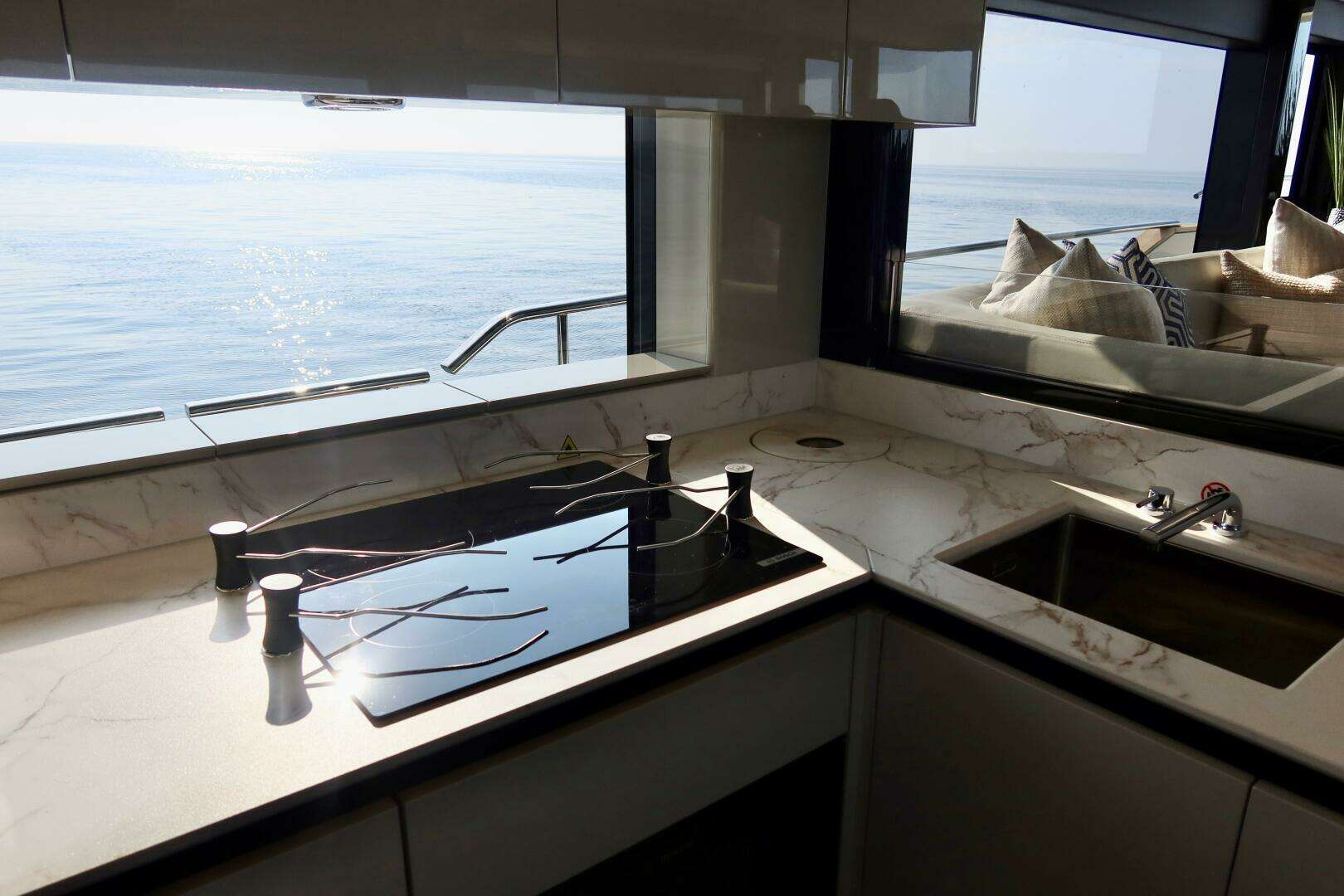 2026 Absolute 58 Navetta - Image 16