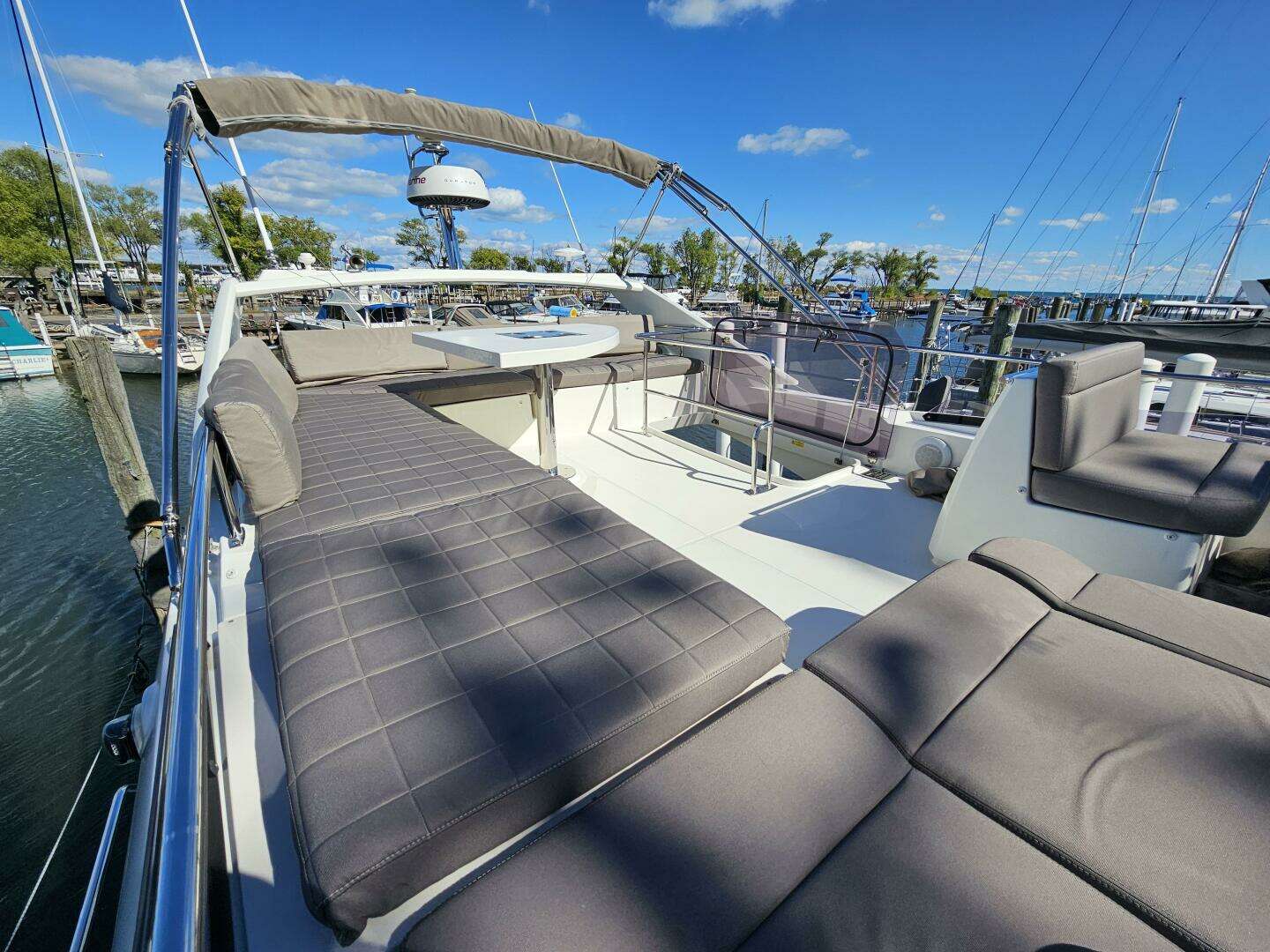 2018 Prestige 460 Fly - Image 23