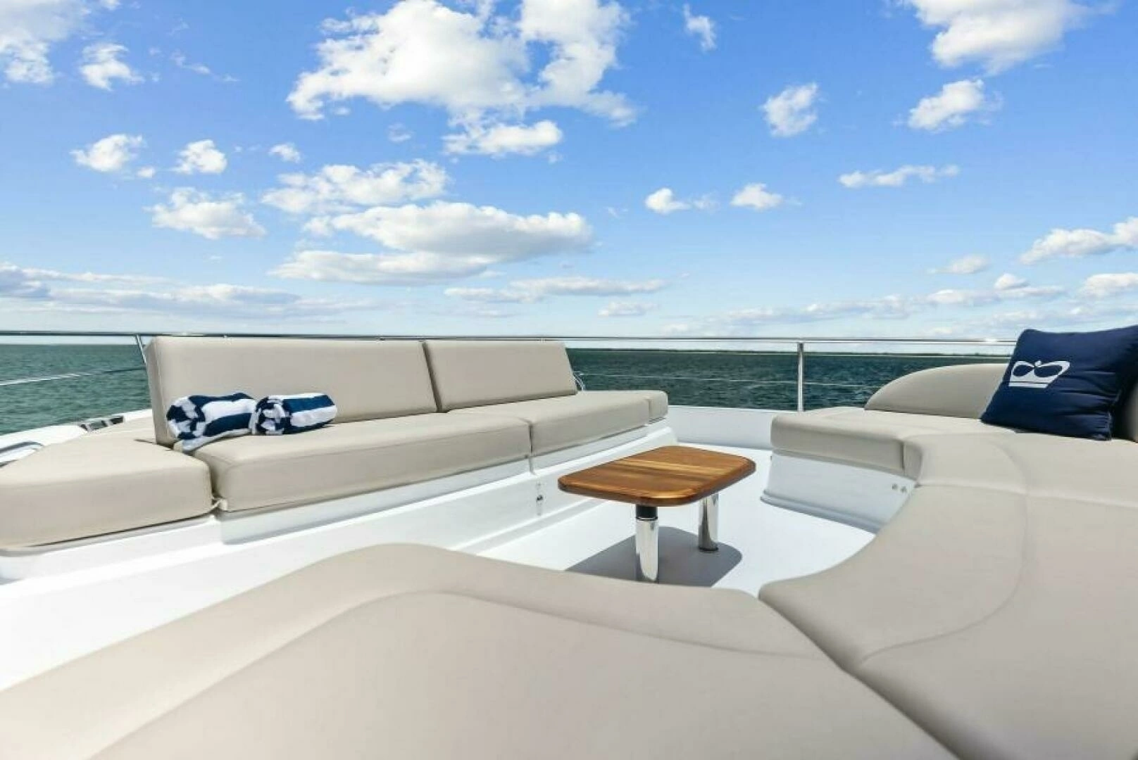 2024 Princess Y72 Motor Yacht - Image 77