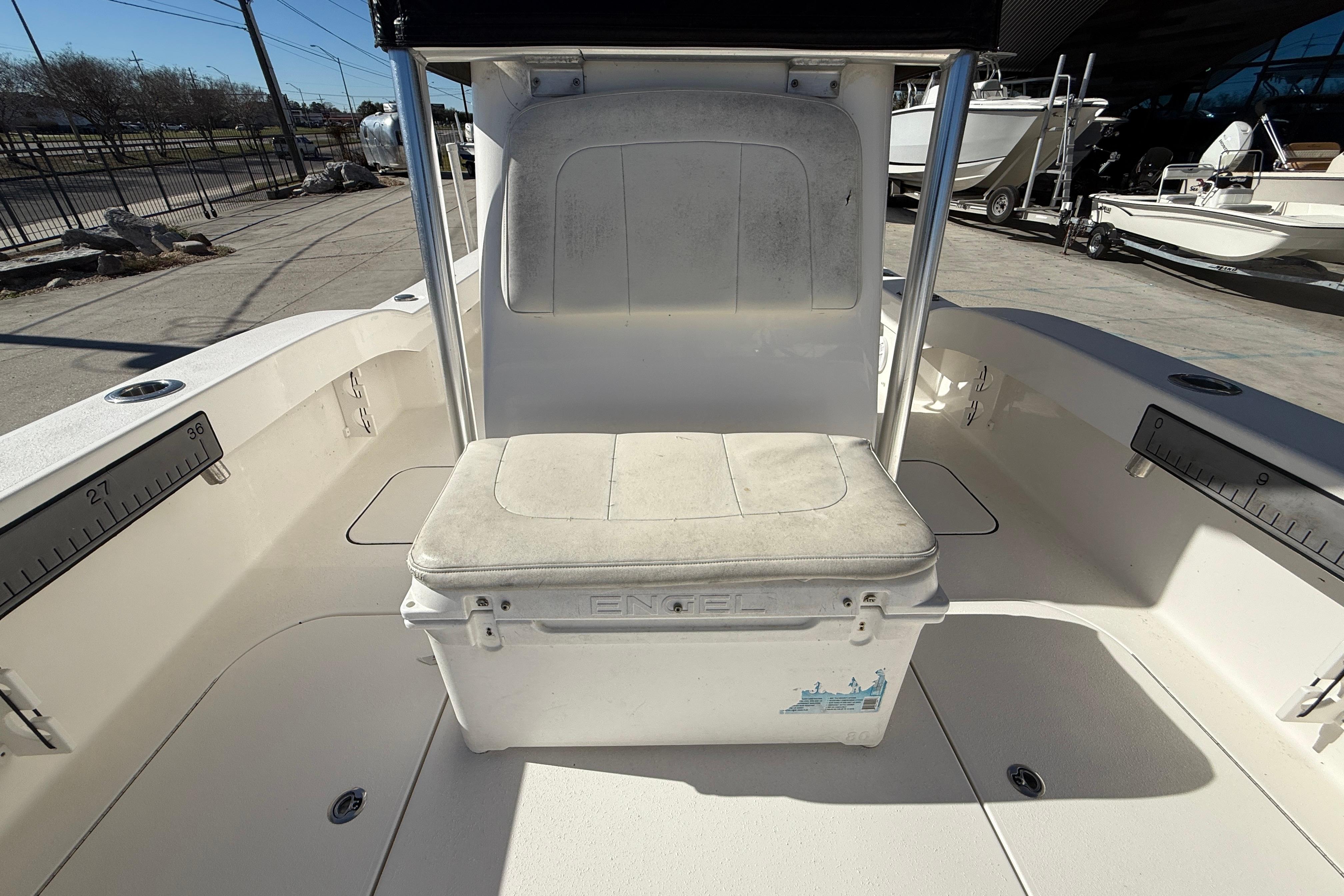 2020 Tideline 235 Hybrid boat interior with Engel cooler seat.