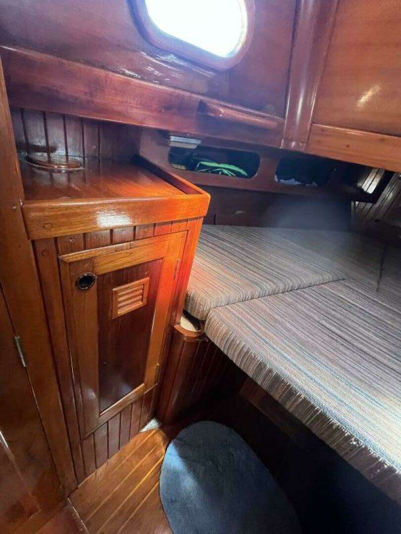 1978 Cheoy Lee Offshore 33 - Image 34