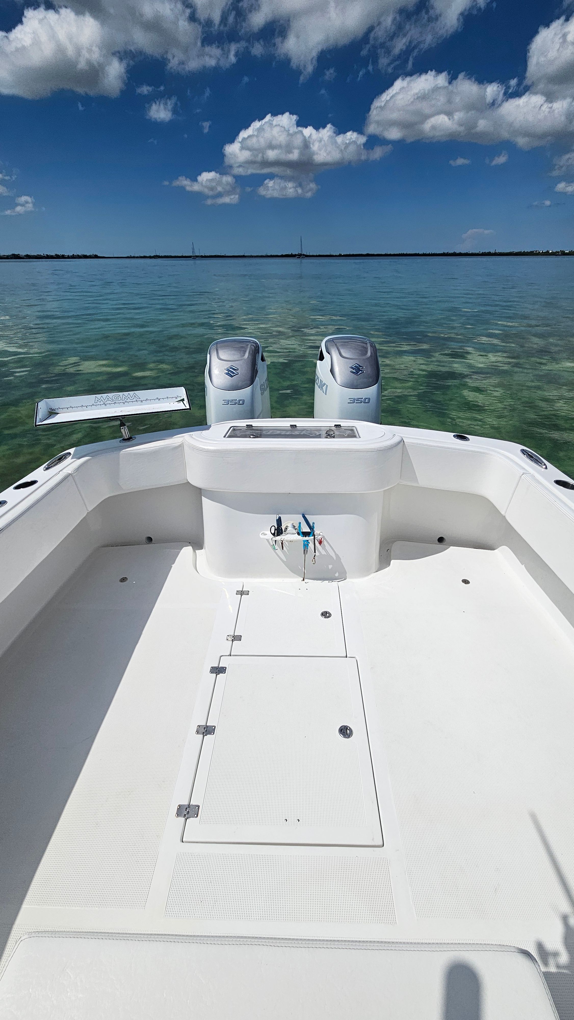 2022 Dusky 33XF - 14