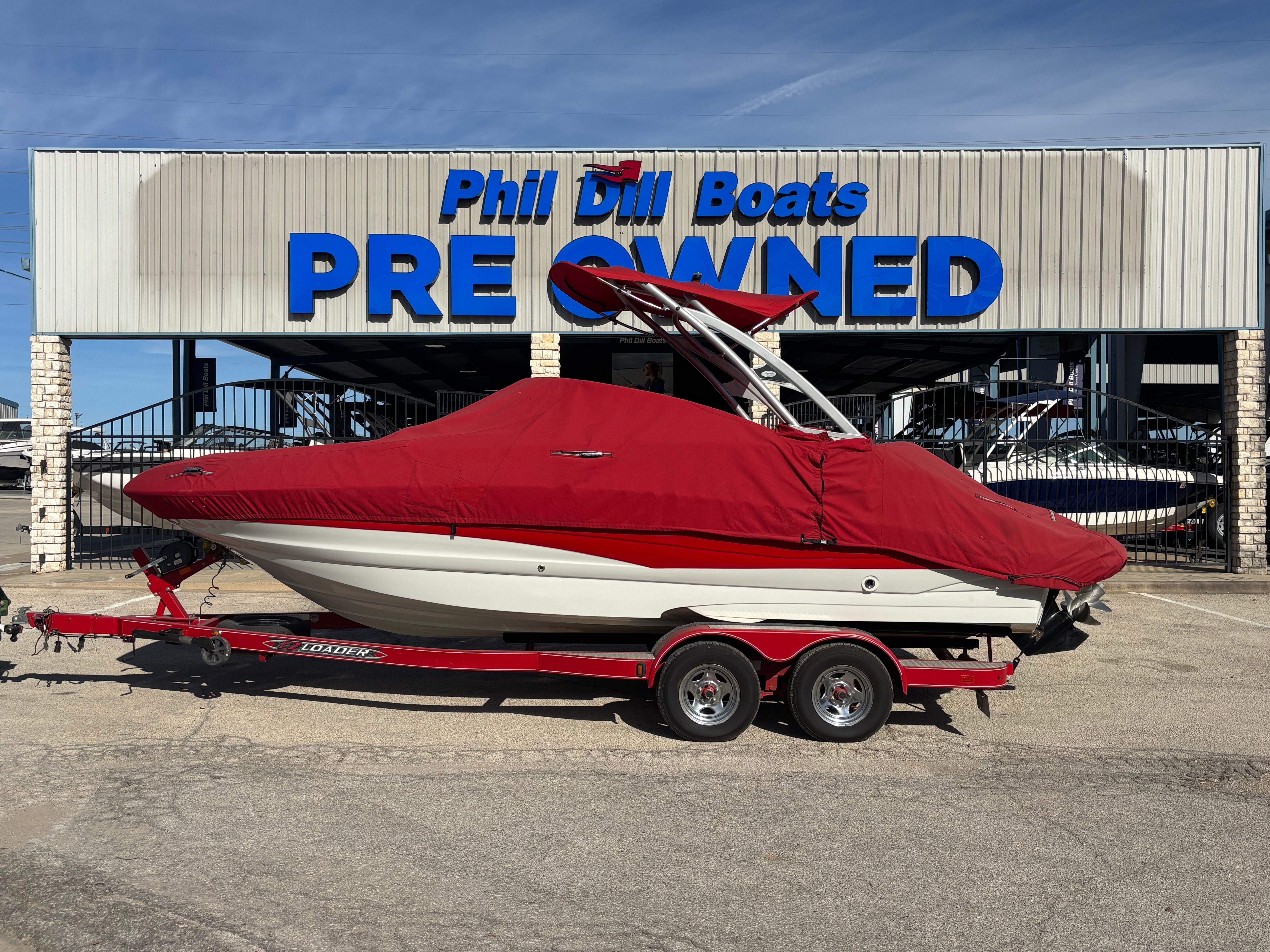 2014 CROWNLINE E2 - Image 2