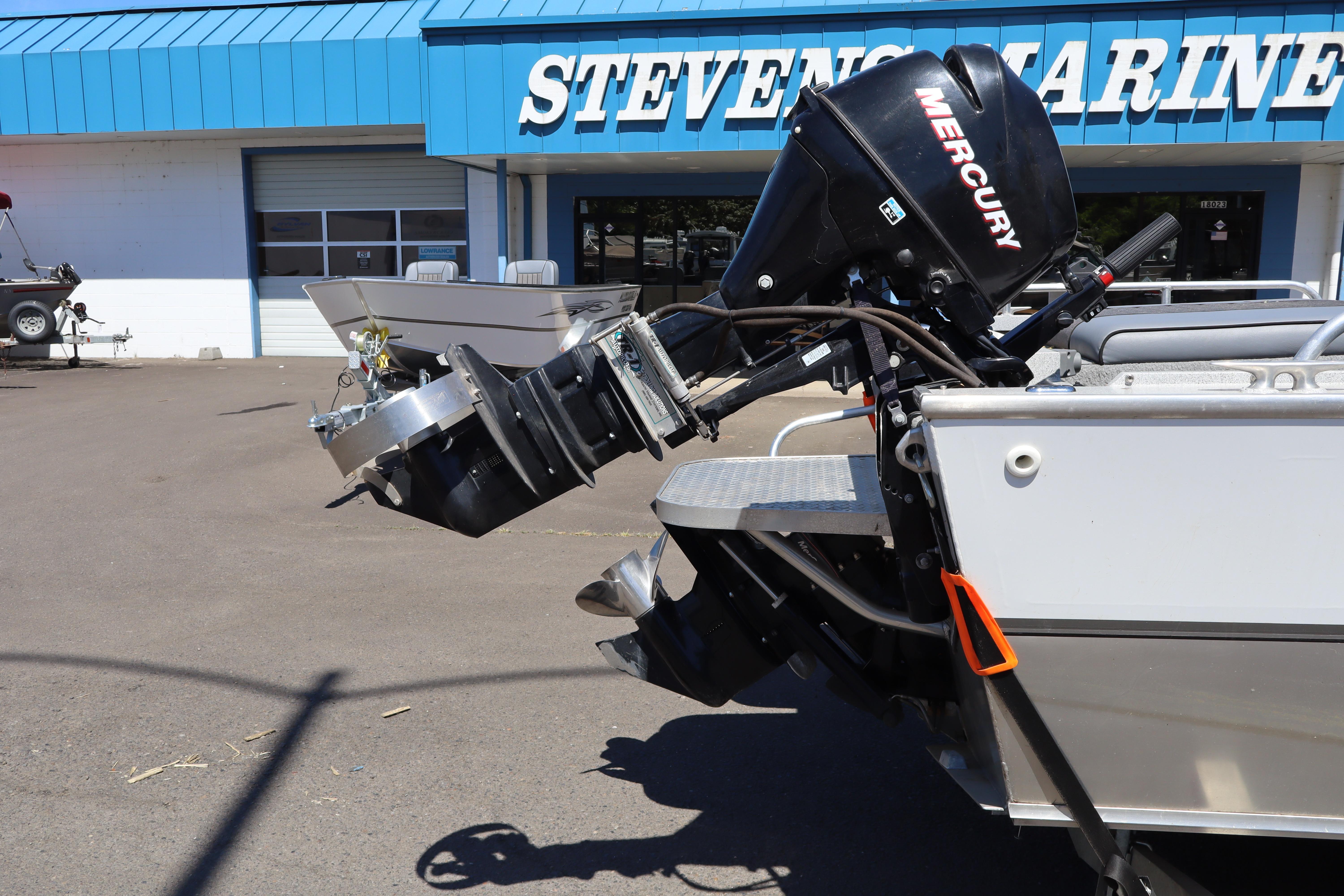 2006 Alumaweld Intruder Inboard 22 with Mercury engine at Stevens Marine.