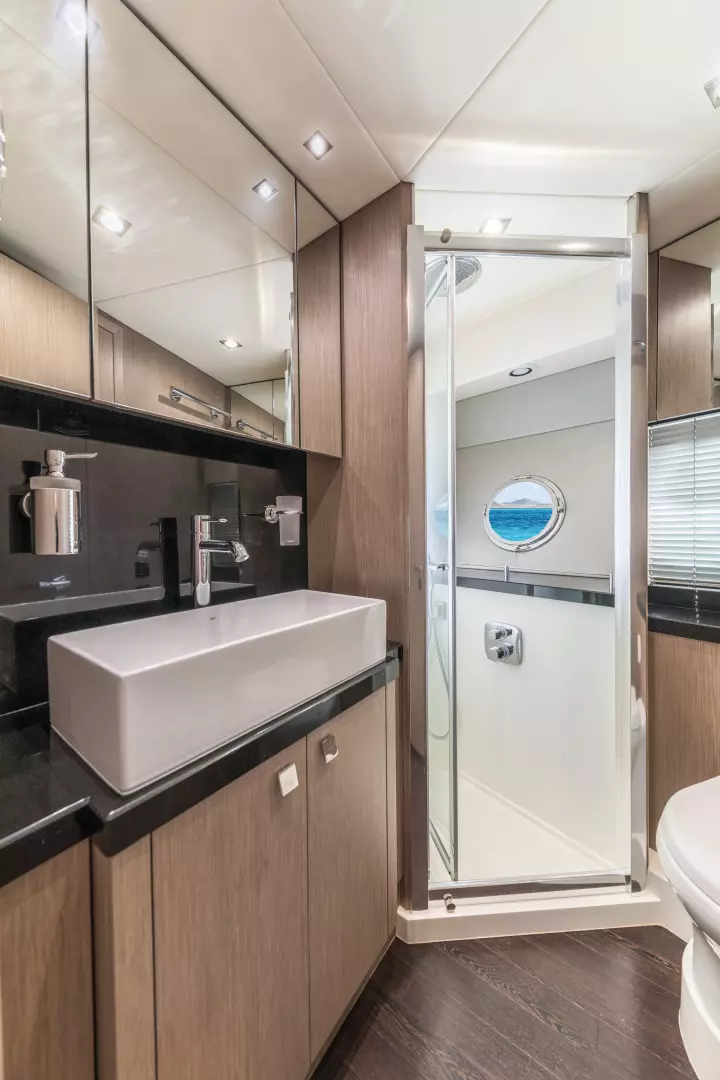 2017 Sunseeker Predator - Image 41