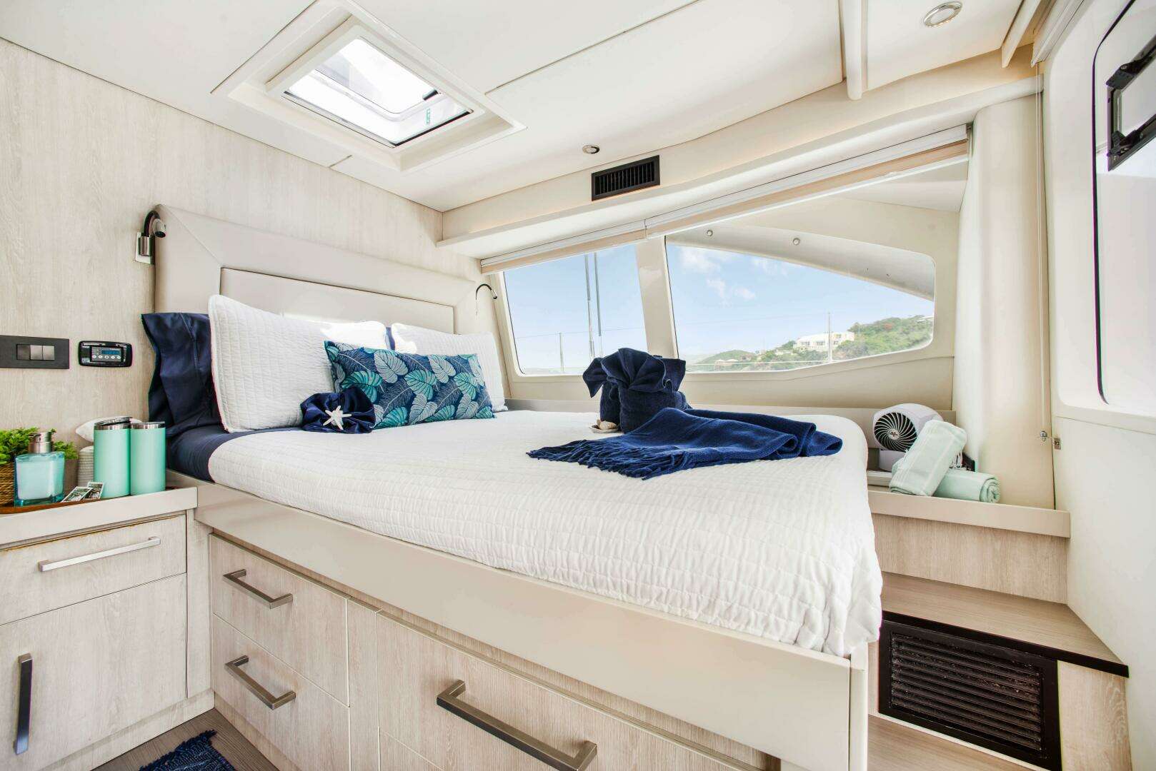 2016 Leopard 58 Catamaran - Image 39