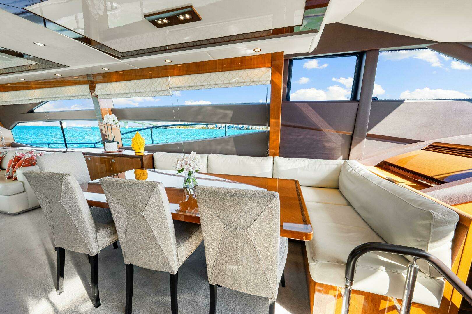 2014 Princess Y72 - Image 124
