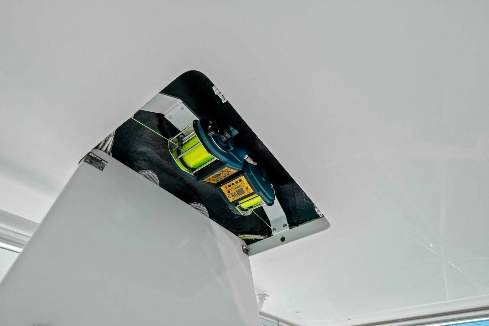 2008 Viking 64 Convertible - Image 24