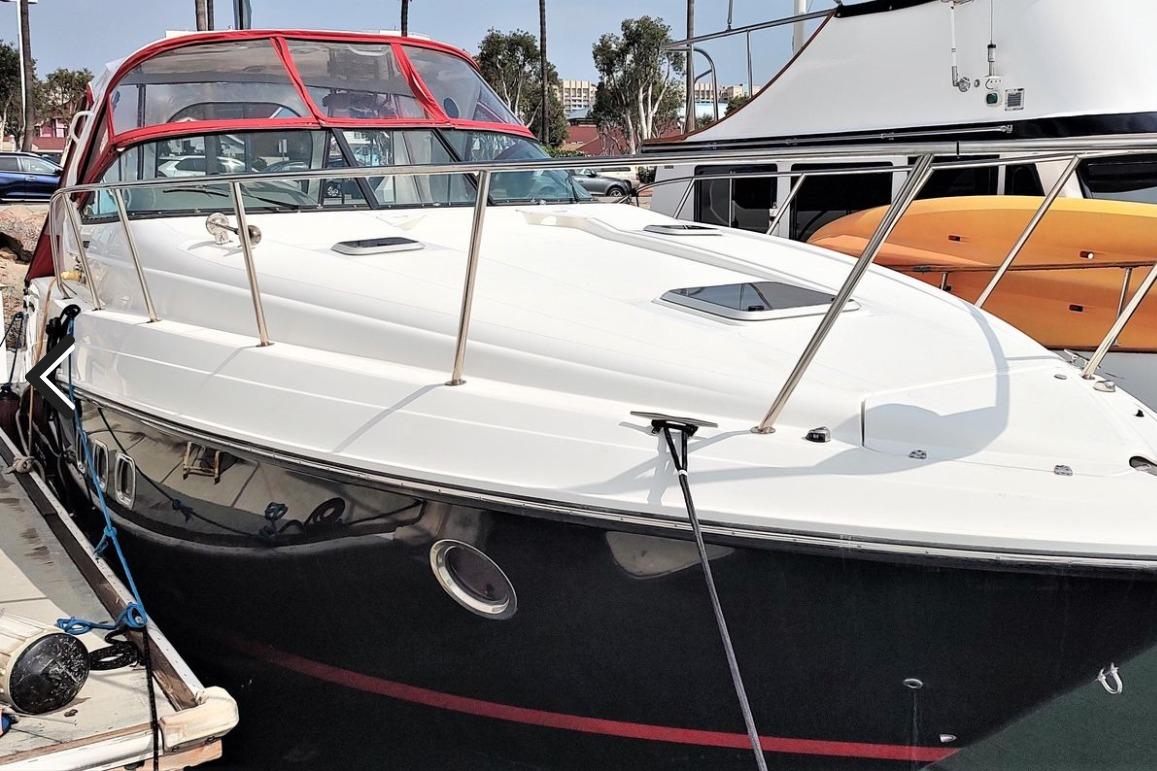 2019 Rinker EX 370