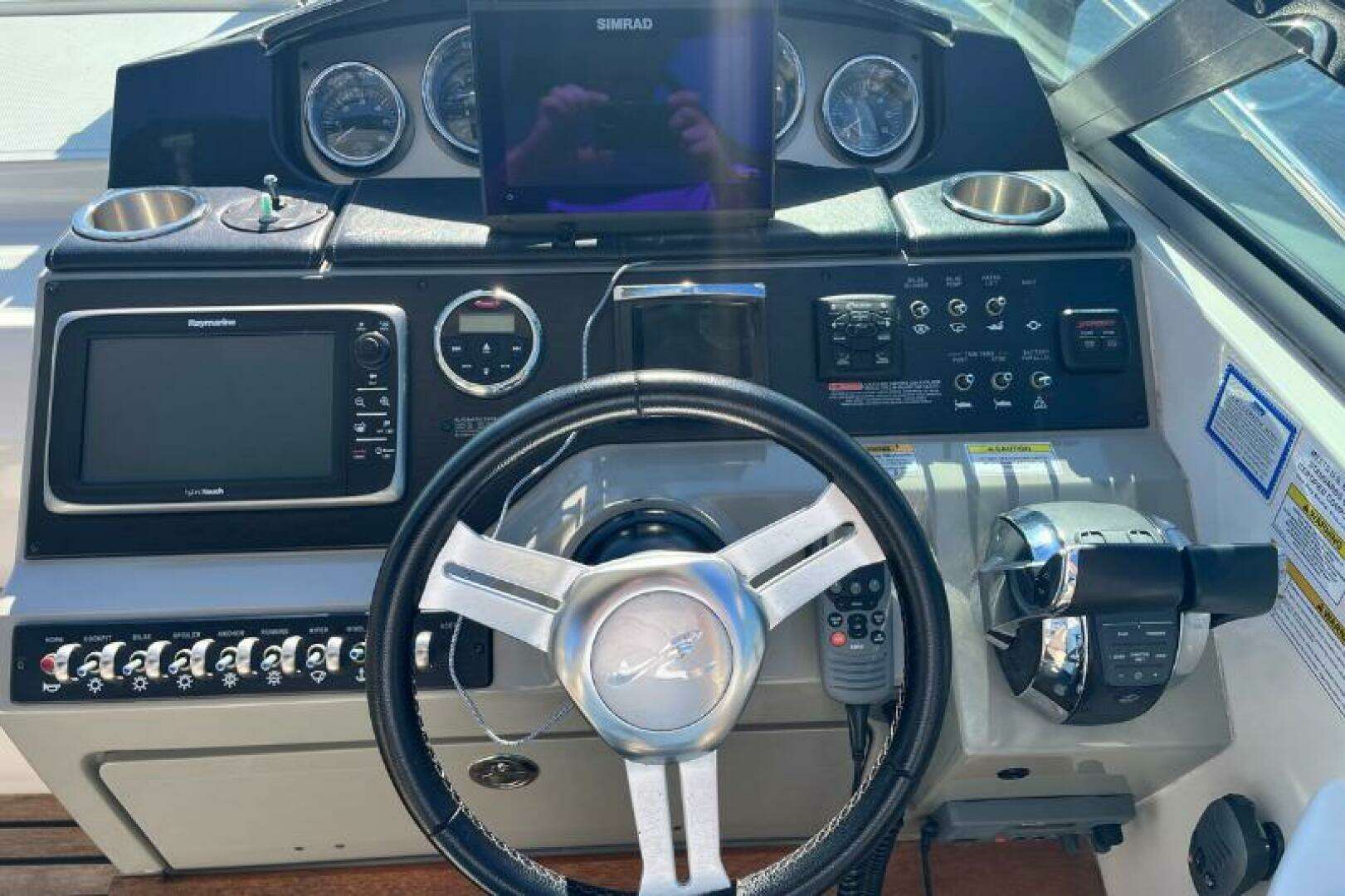 2014 Sea Ray Sundancer 350 - Image 24