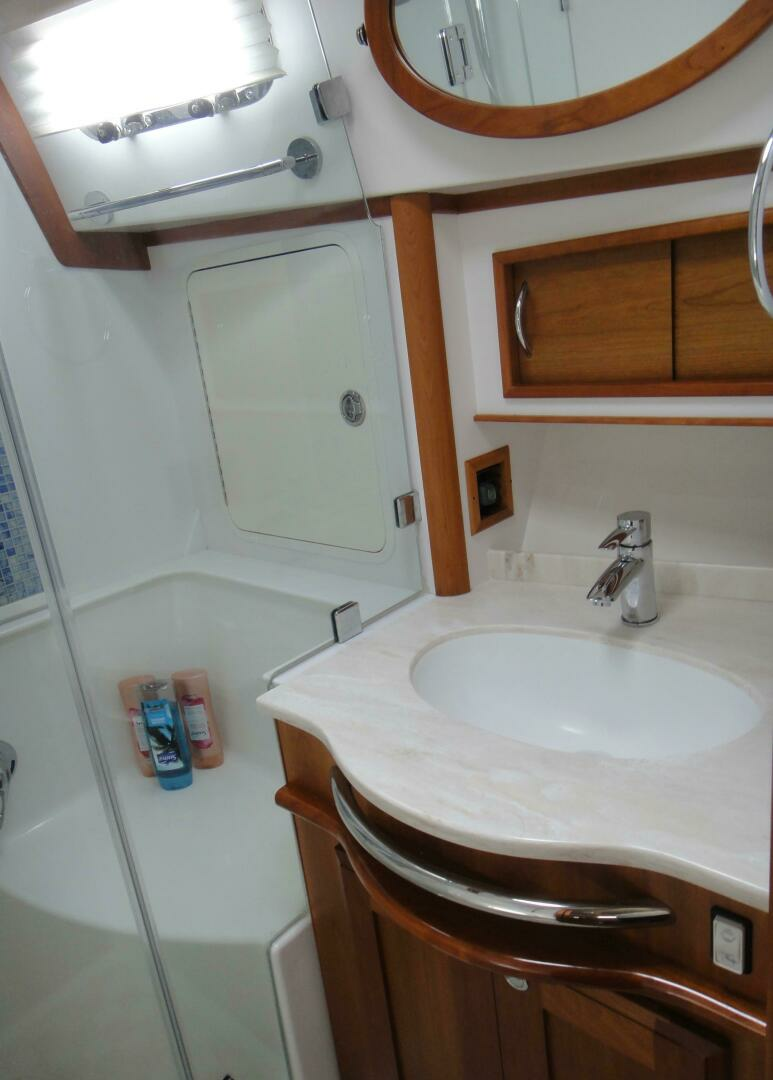 2018 Sabre 48 Salon Express - Image 21