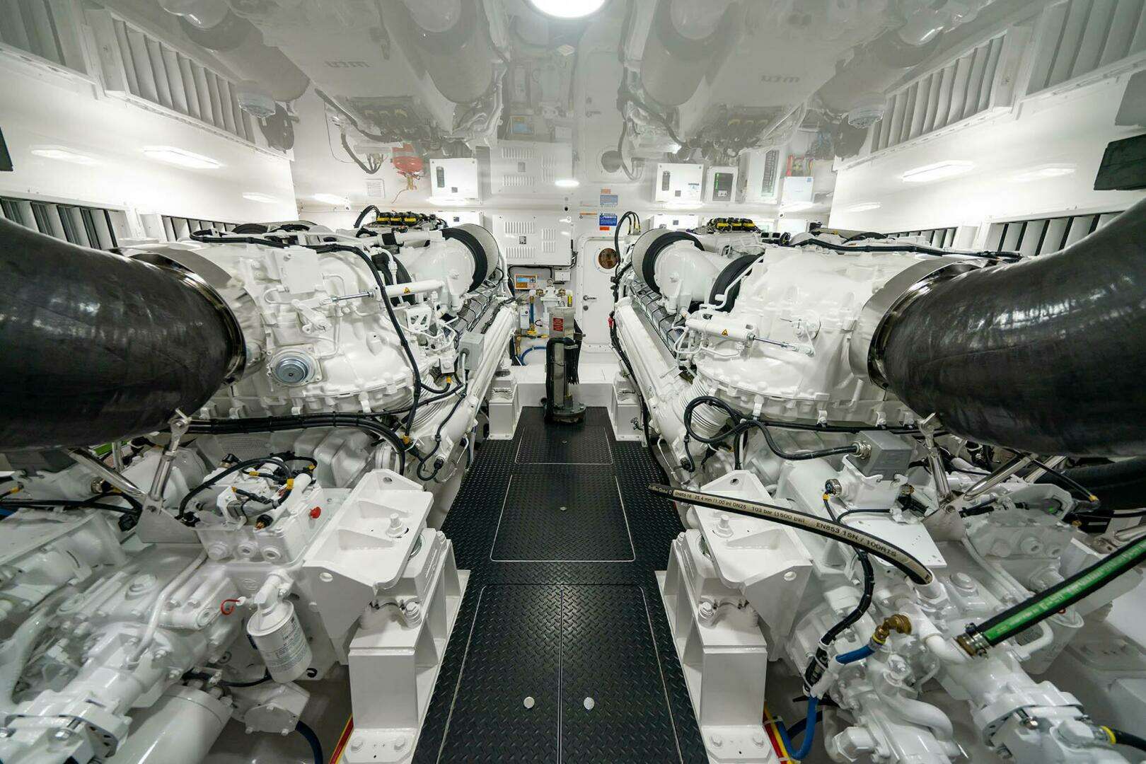 2027 Viking 74 Convertible - Image 28