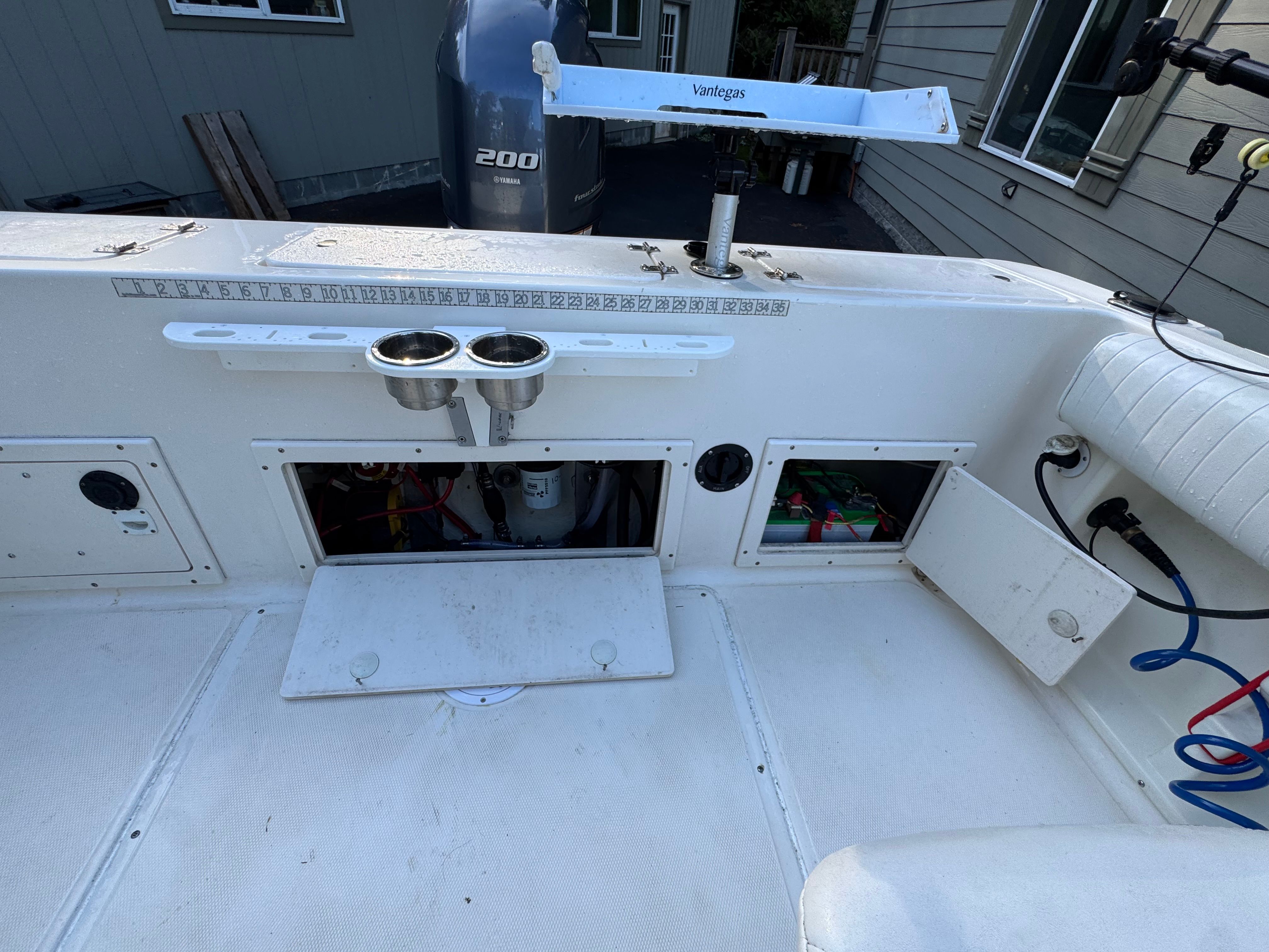 1999 Hydra-Sports Seahorse 230 - 37