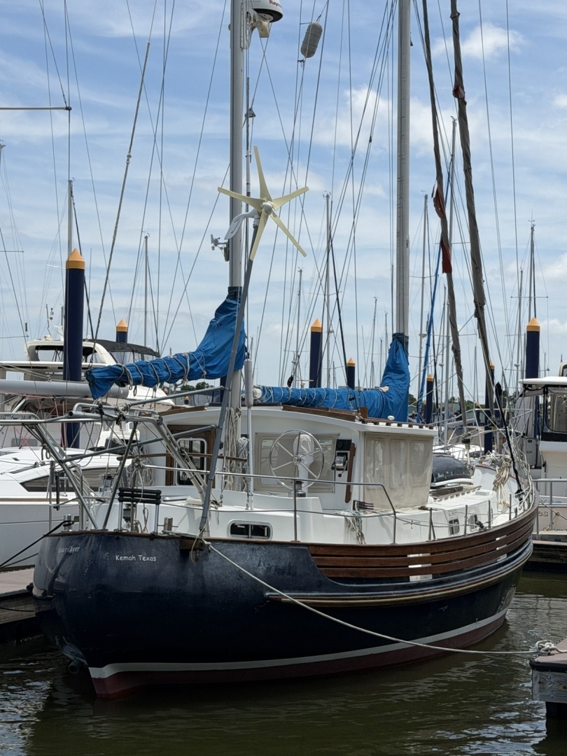 1977 Fisher 46 - Image 3