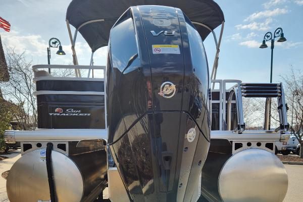 2024 Sun Tracker Sportfish 24 XP3 pontoon boat with Mercury V8 engine.