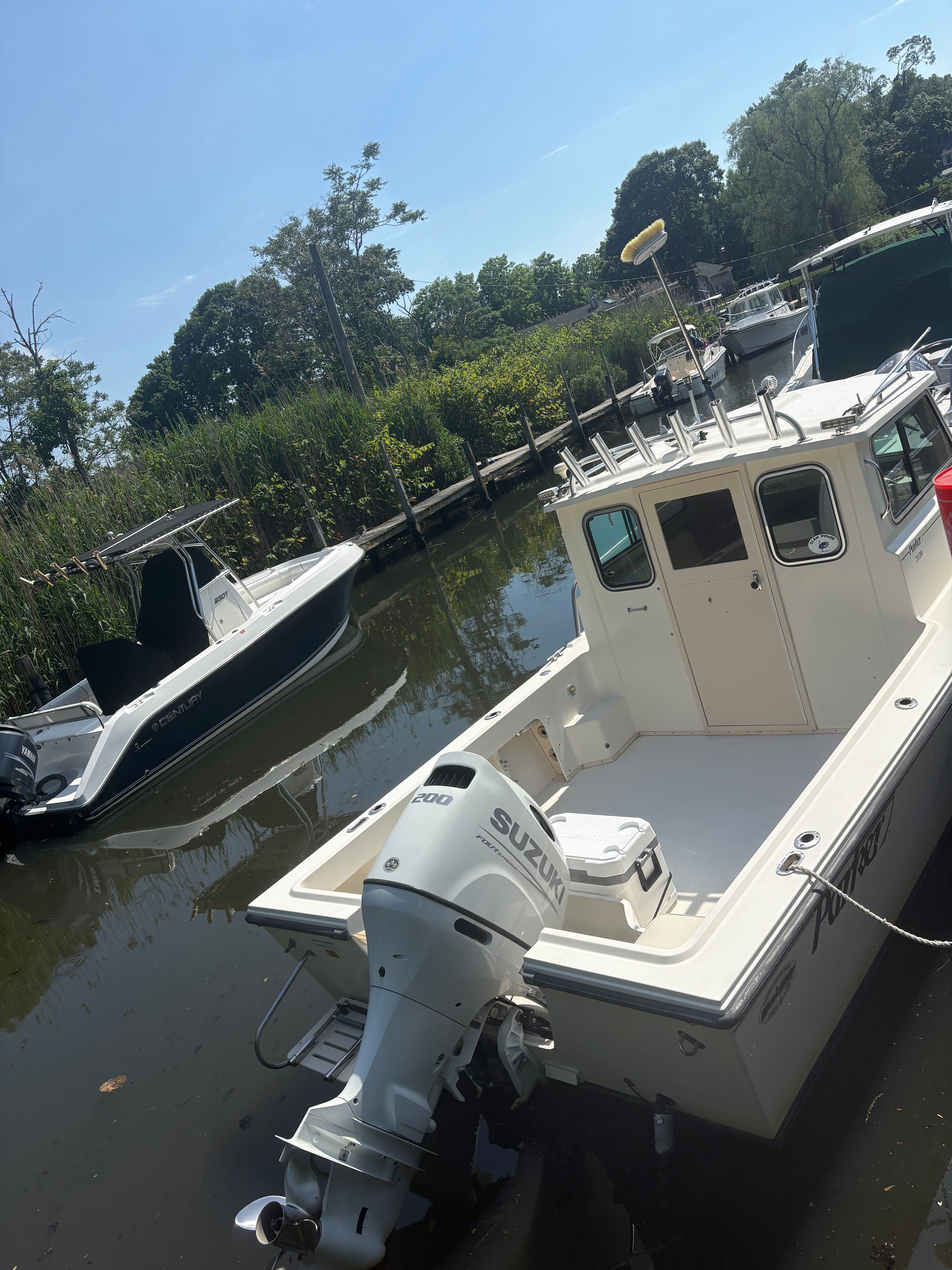 2008 Parker 2120 Sport Cabin - 11