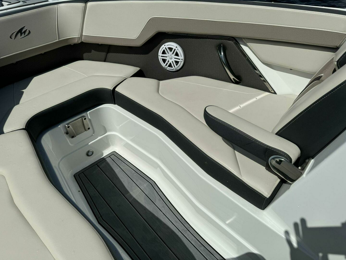 2022 Monterey 278 SS - Image 15