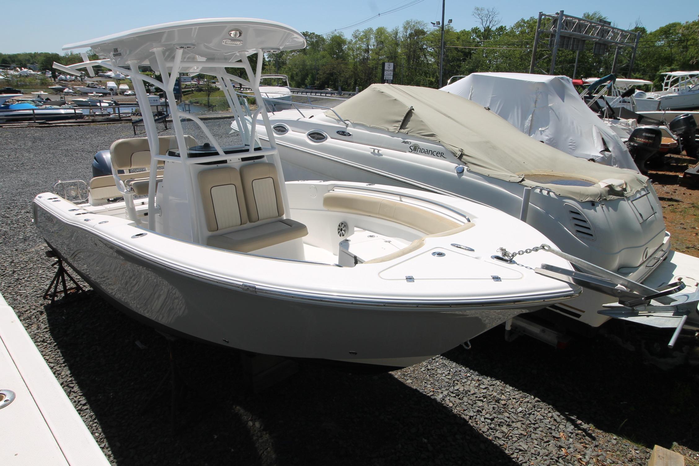 2018 Sea Fox 226 Commander