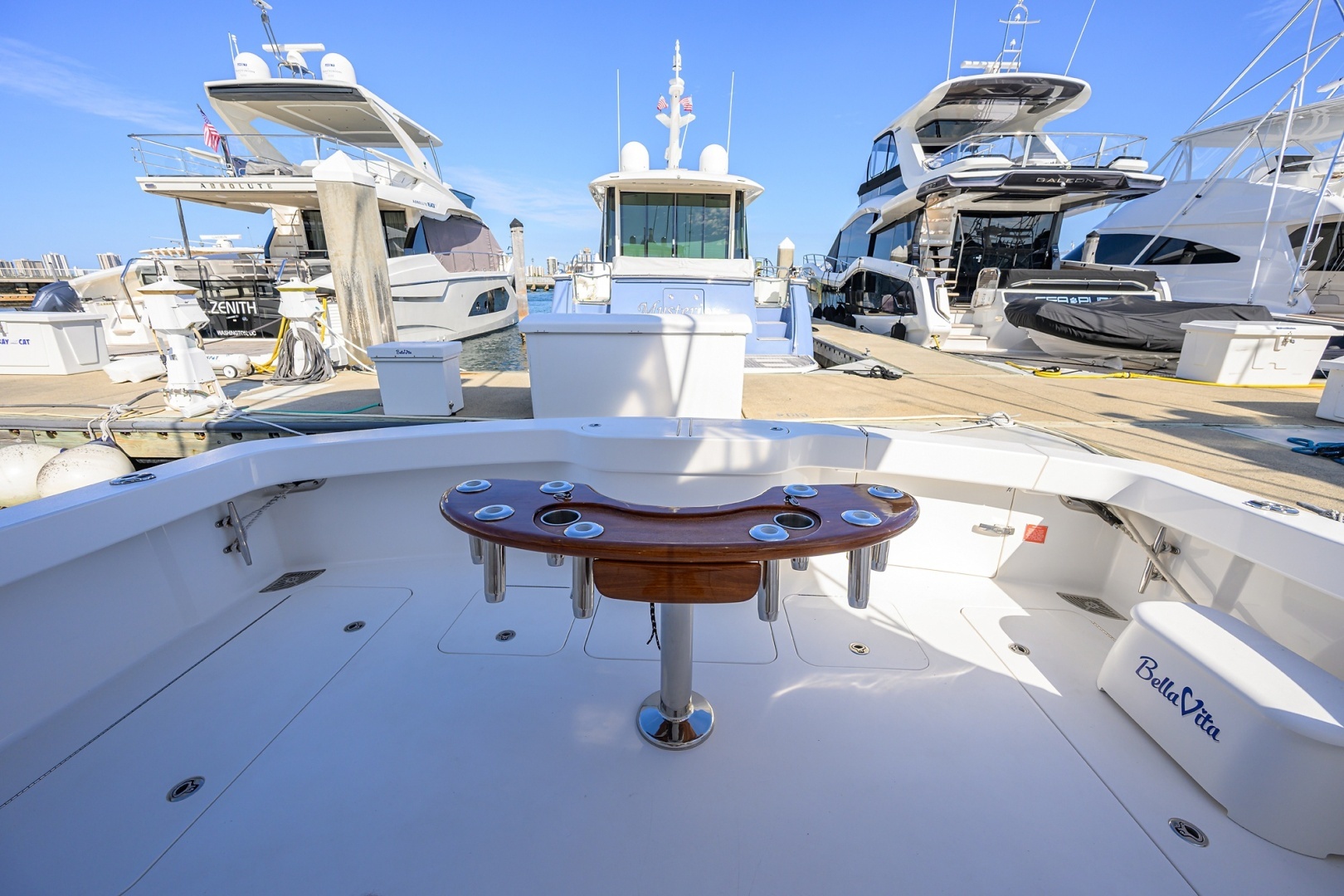 2015 Viking 42 Convertible - Image 31