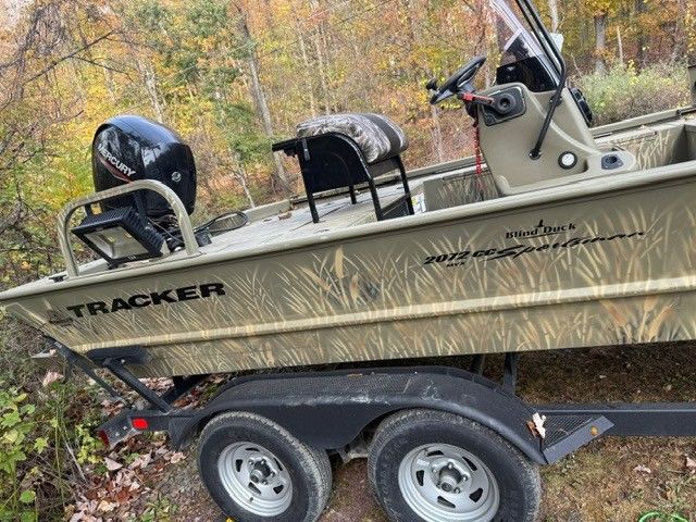 2022 Tracker Grizzly 2072 CC Sportsman - 9