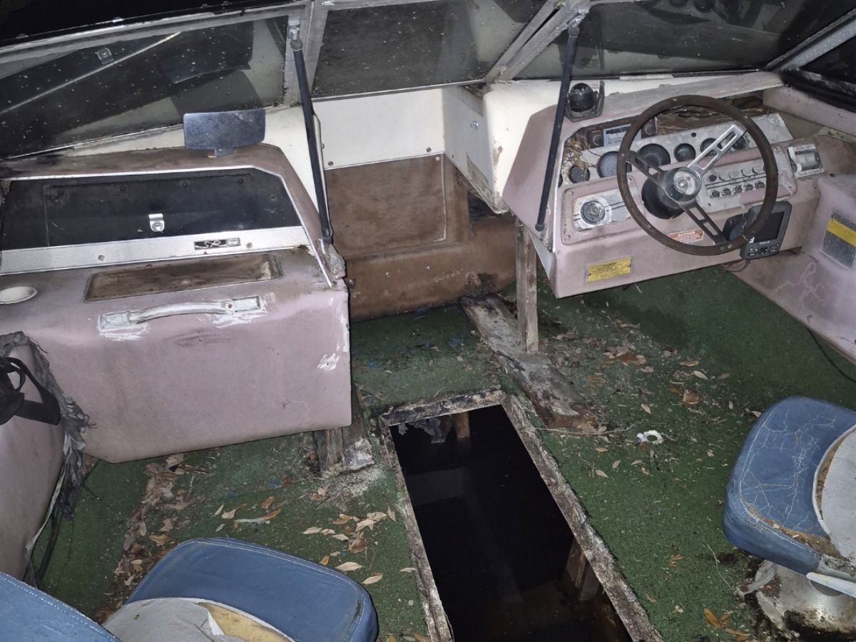 1982 Sea Ray SRV - 6