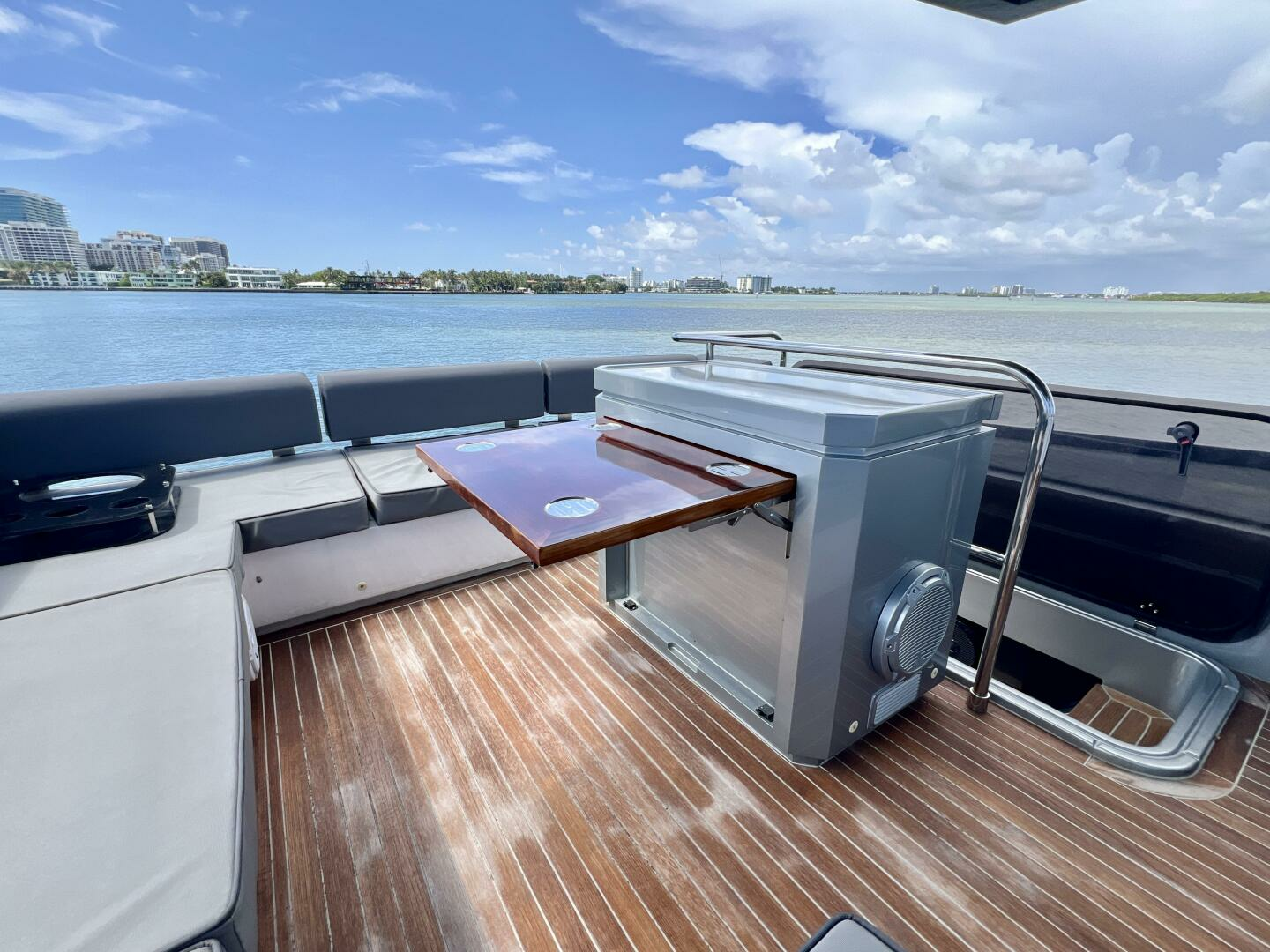 2022 Okean Flybridge 50 - Image 38