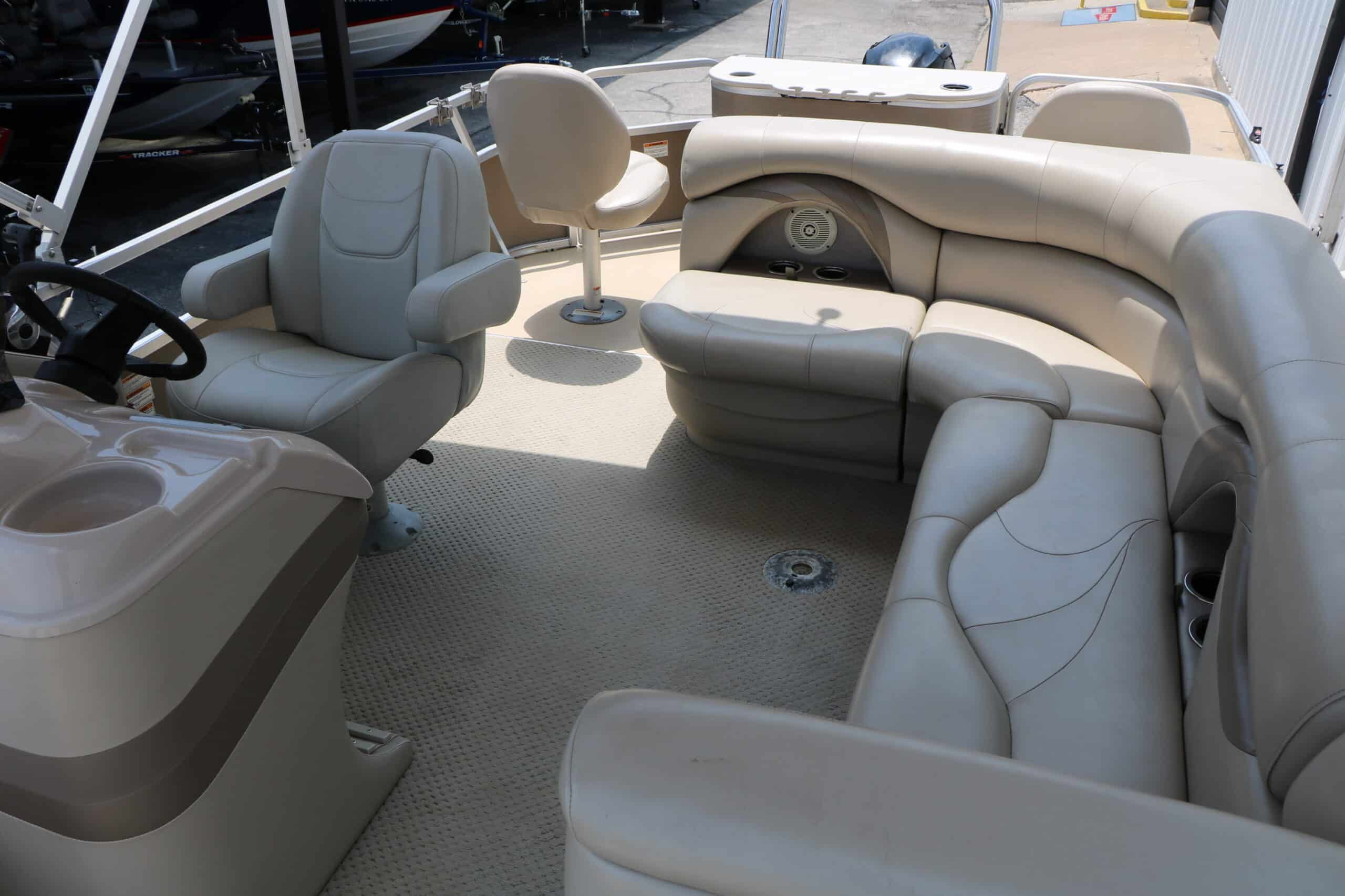 2011 Starcraft Stardeck 226 CRUISE N FISH - 25