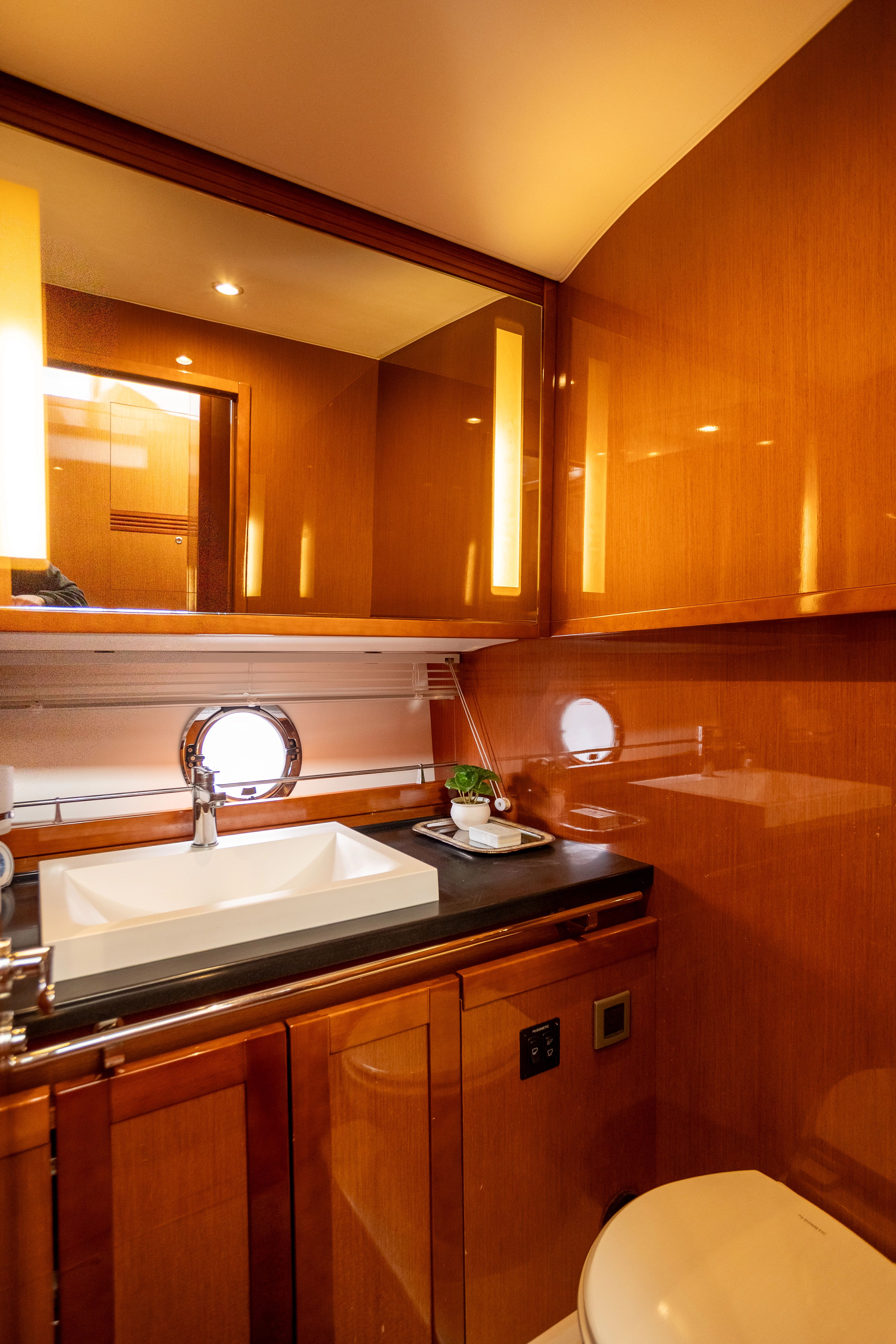 2017 Beneteau Swift Trawler 50 - 31