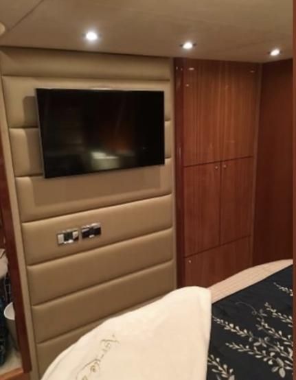 2002 Sunseeker Predator 68 - 9