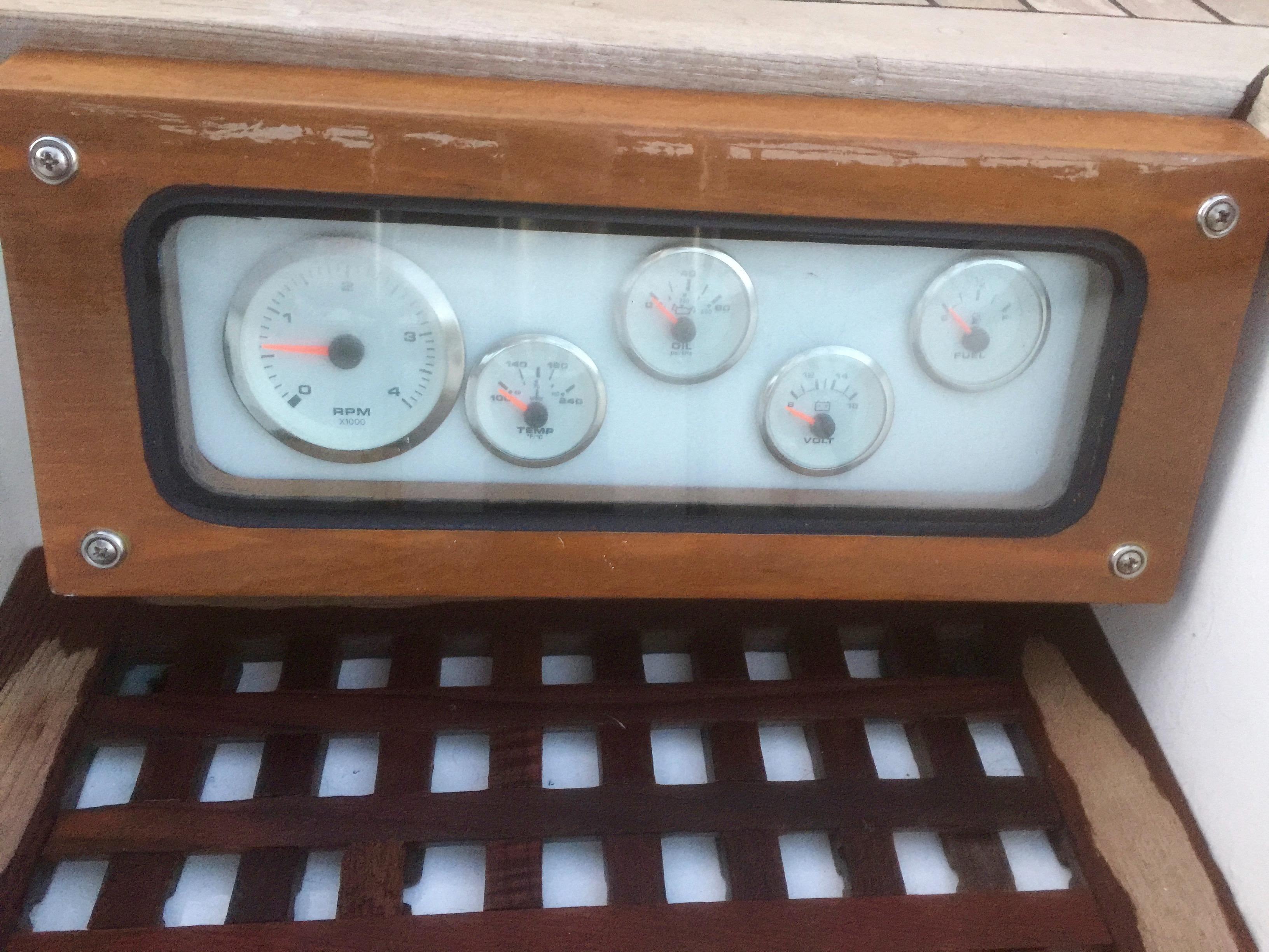 1971 Formosa 41 - 58