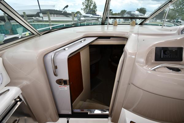 2003 Sea Ray 460 Sundancer cabin entrance with open door, showcasing interior access.