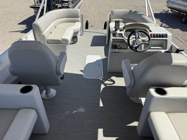 2026 Godfrey Marine Xperience 2086 SBX Sport Tube 27 In. Package - 3