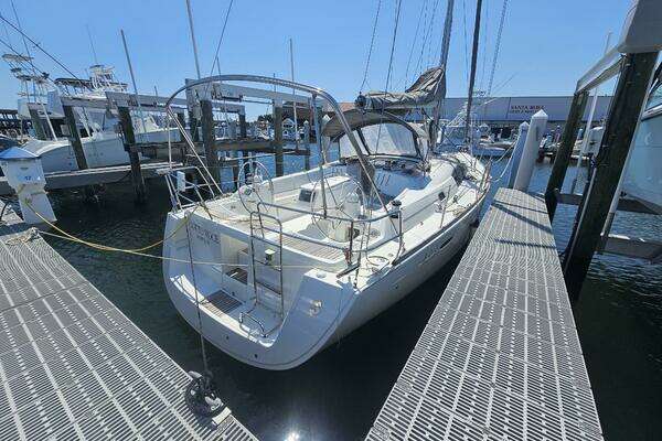 2009 Beneteau Cyclades 43.3