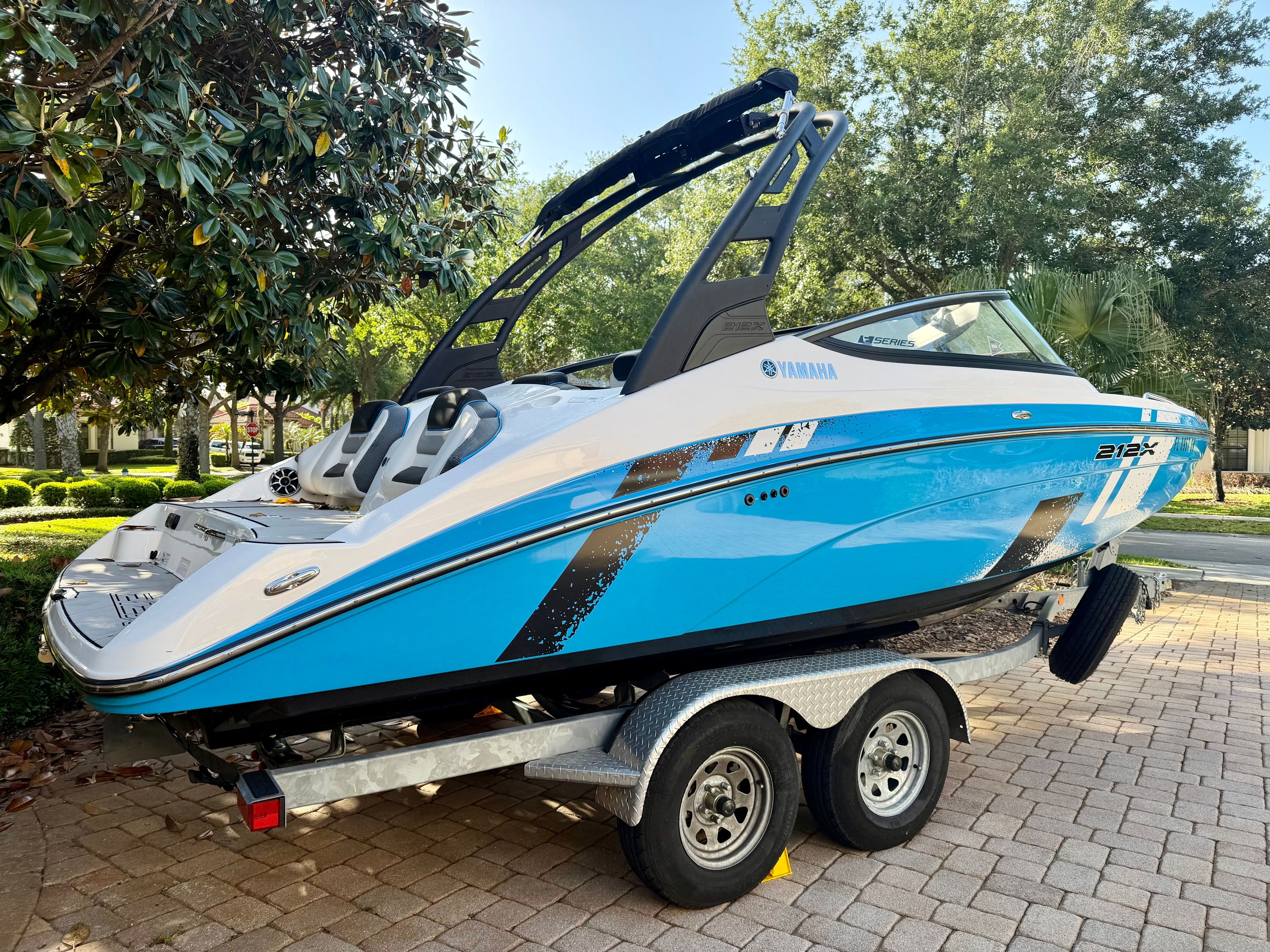 2021 Yamaha Boats 212XE