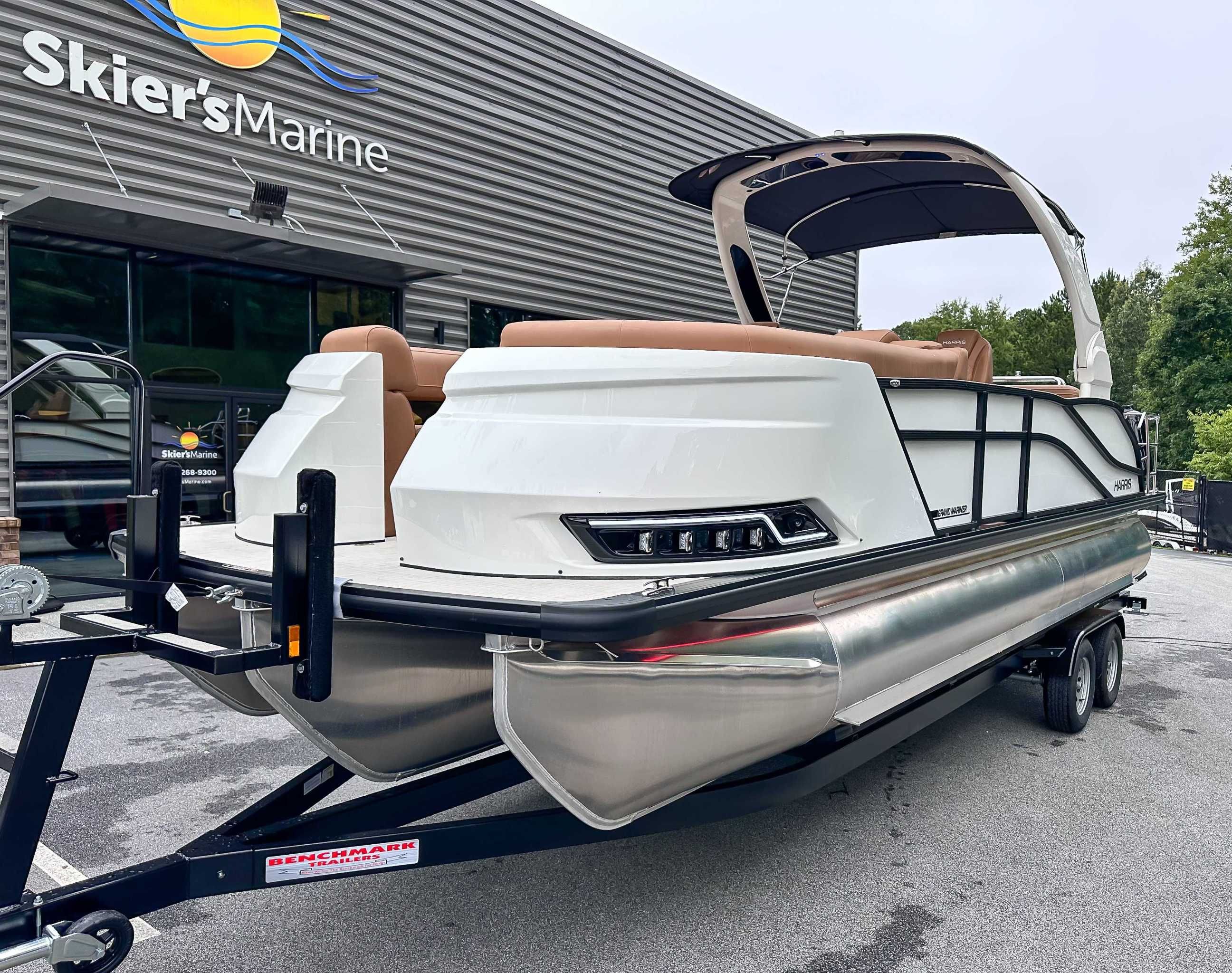 2025 Harris Grand Mariner 230 SLDH pontoon boat at Skier's Marine.