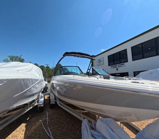 2026 Chaparral 23 SSi OB In Stock Trailer included - 5
