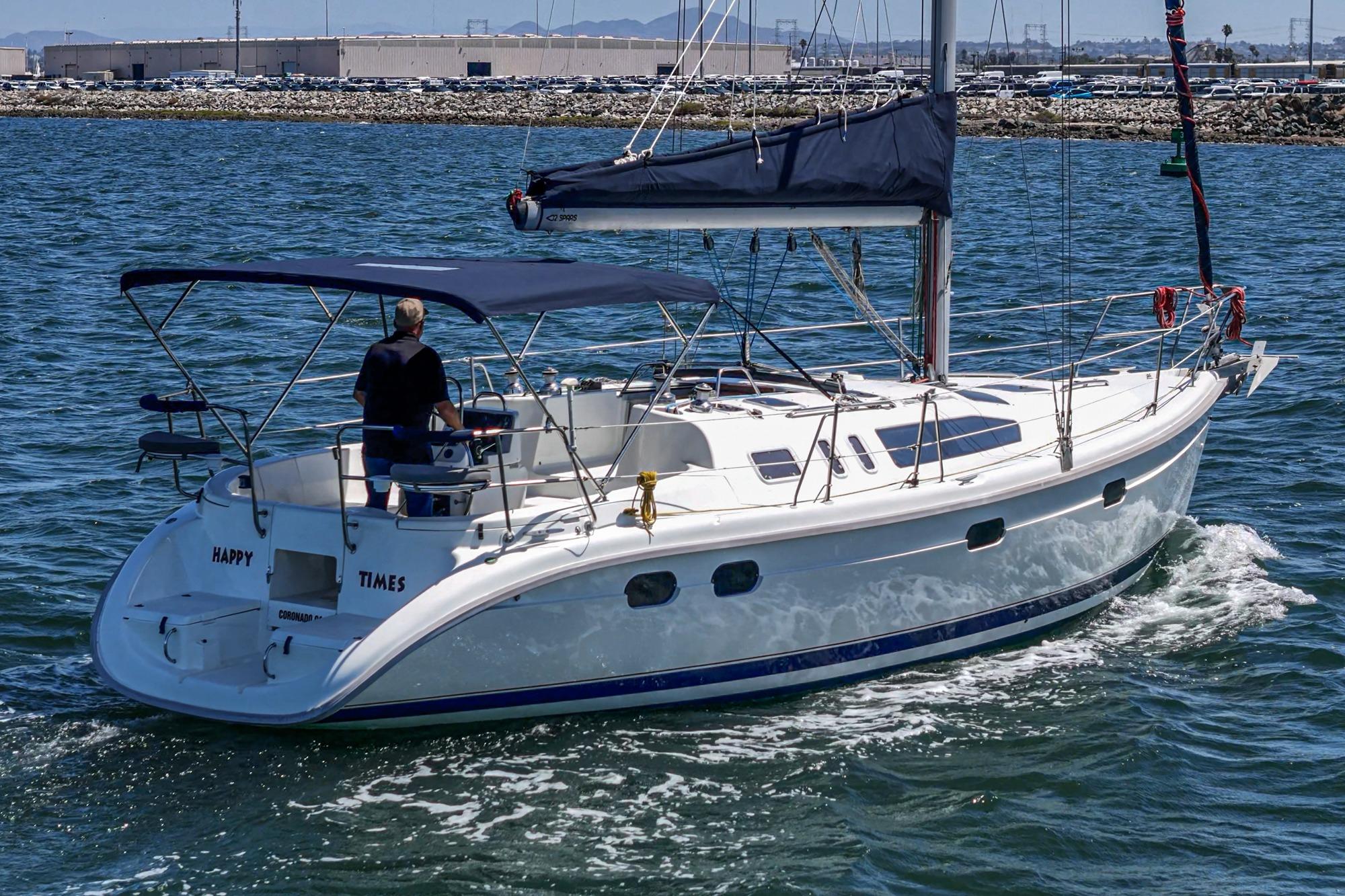 Sailing yacht Hunter 376, 1996 model, cruising on open water.