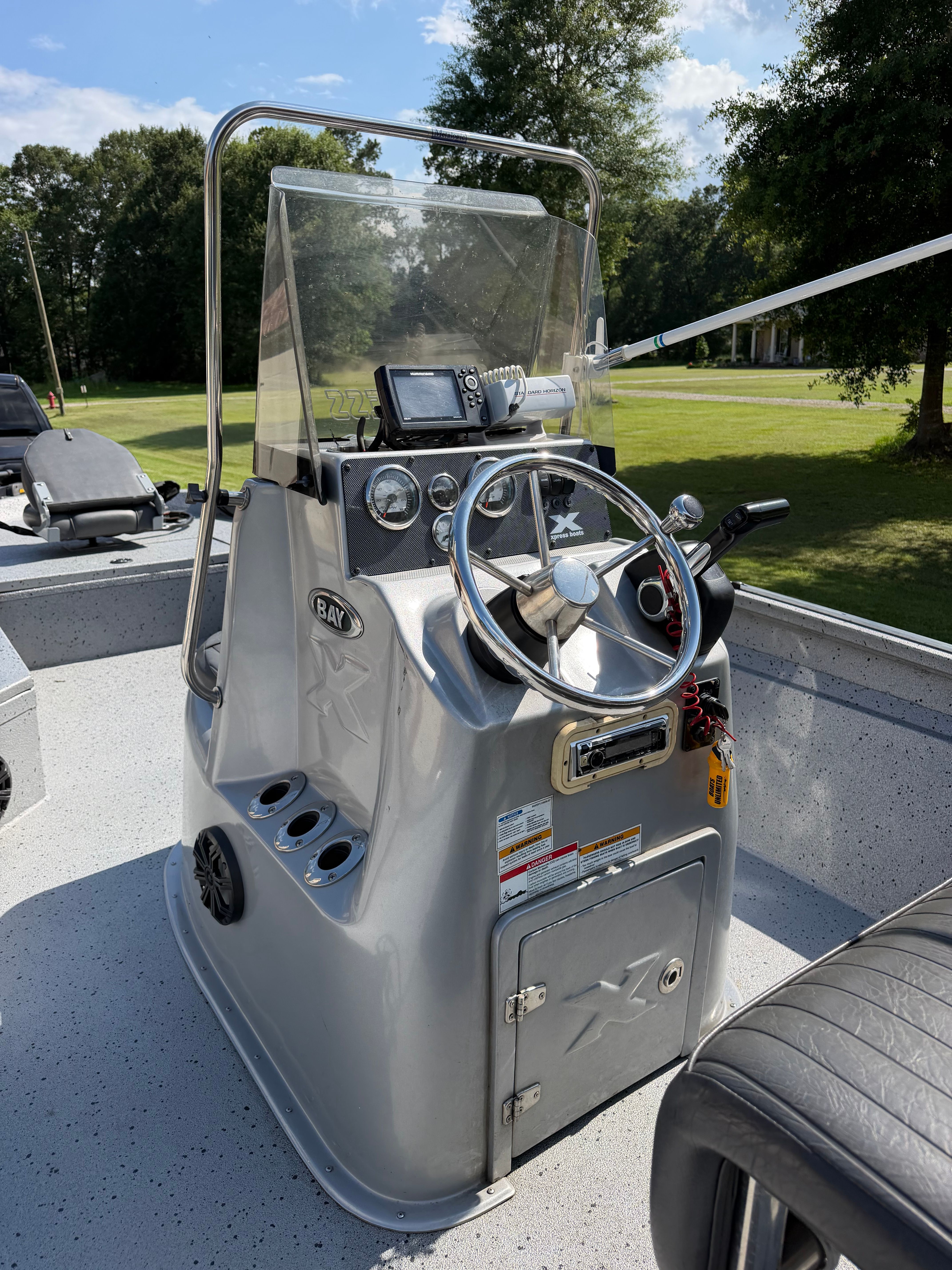 2015 Express H22B - 9