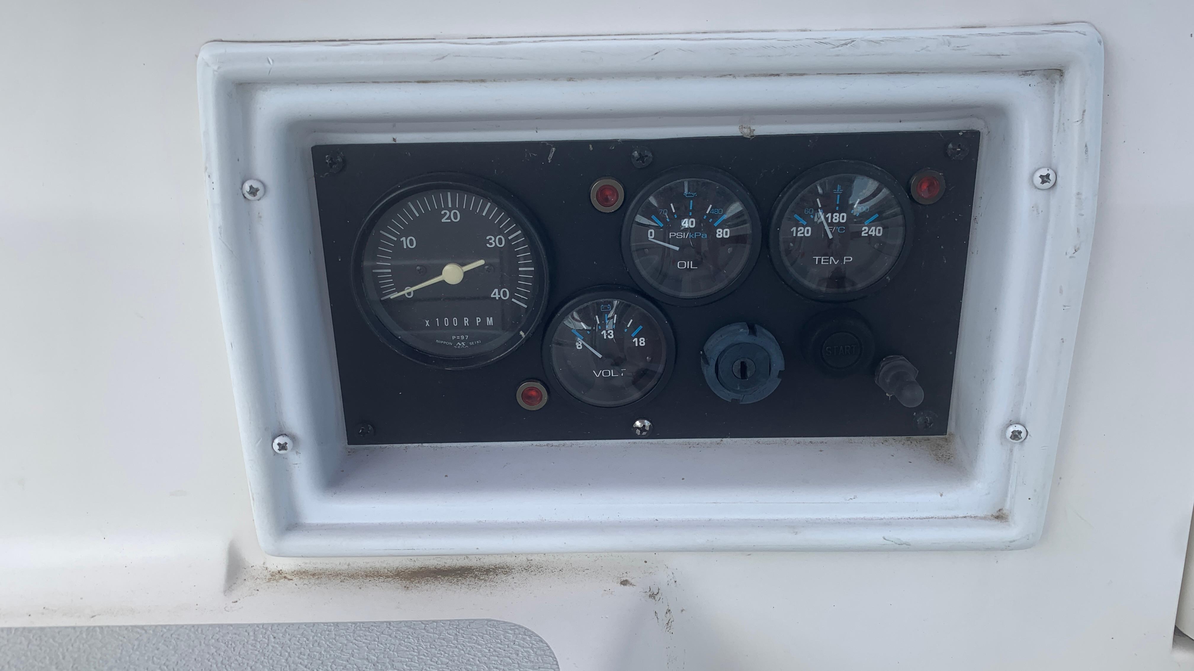 1991 Hunter 30 - 6