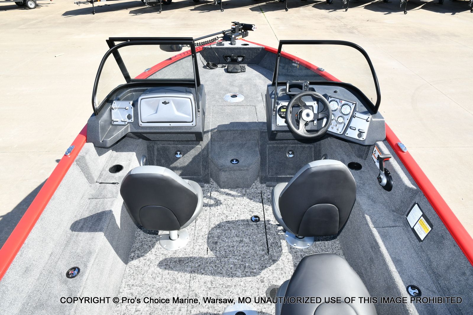 2026 Tracker Pro Guide V-175 WT w/150HP - 33