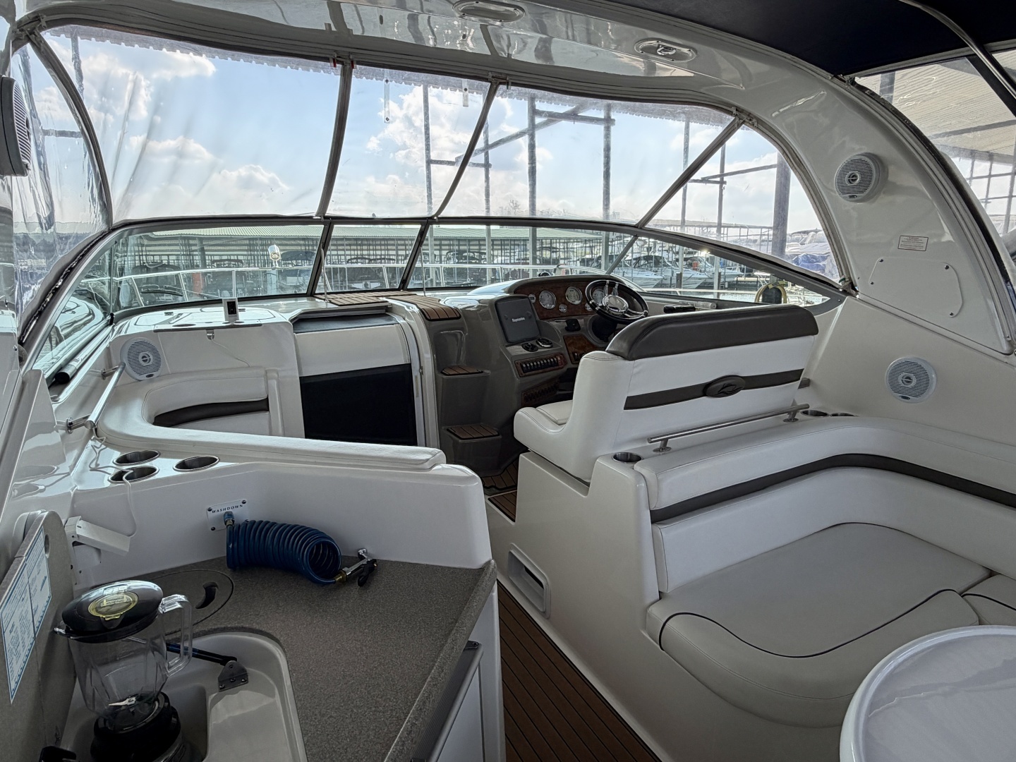 2007 Rinker 350 Express Cruiser - Image 19