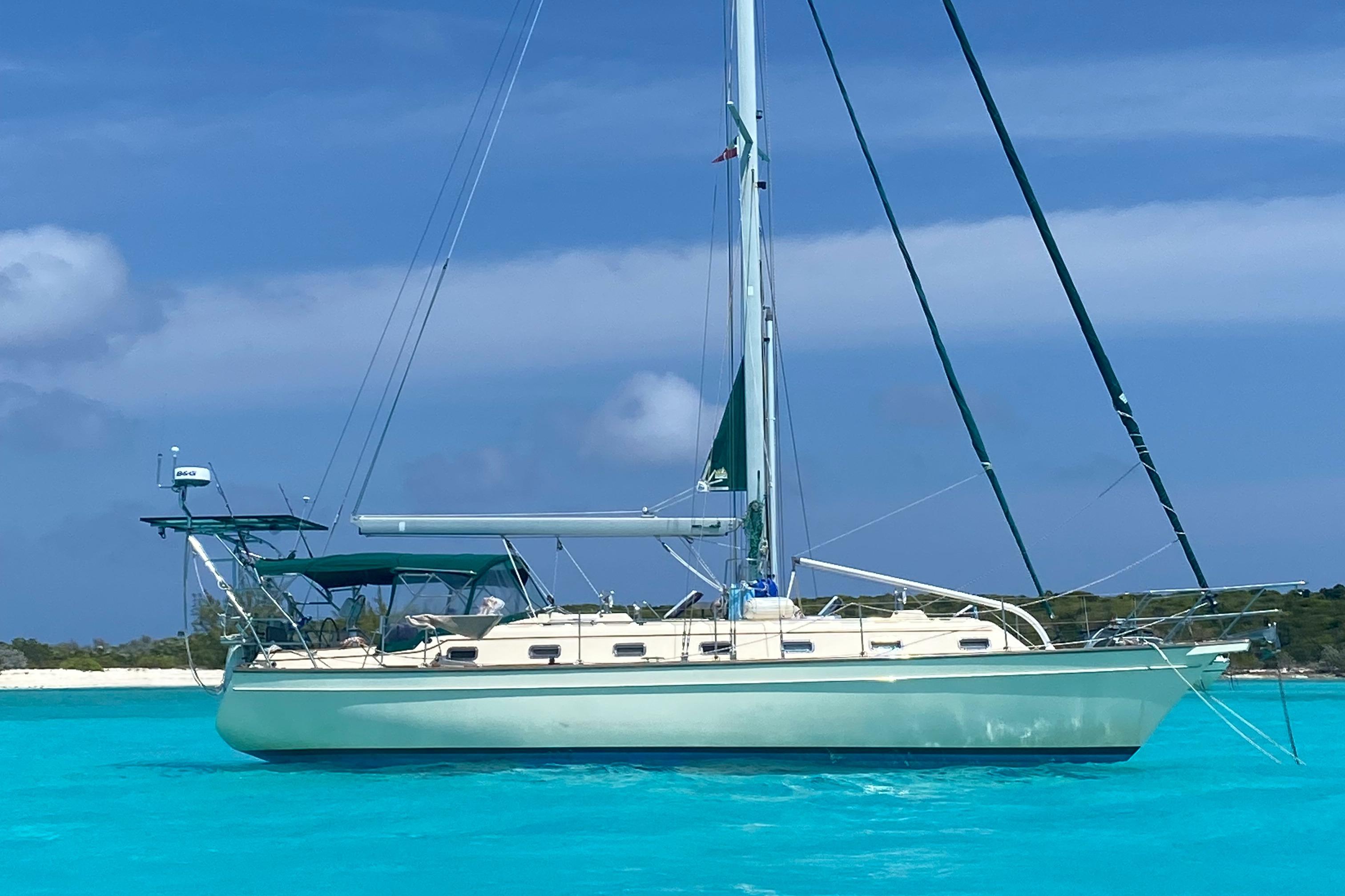 2001 Island Packet 420