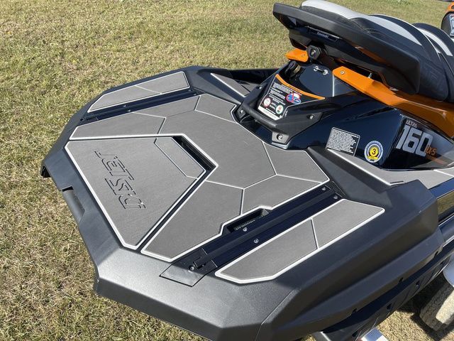 2024 Kawasaki Jet Ski Ultra® 160LX-S - 8